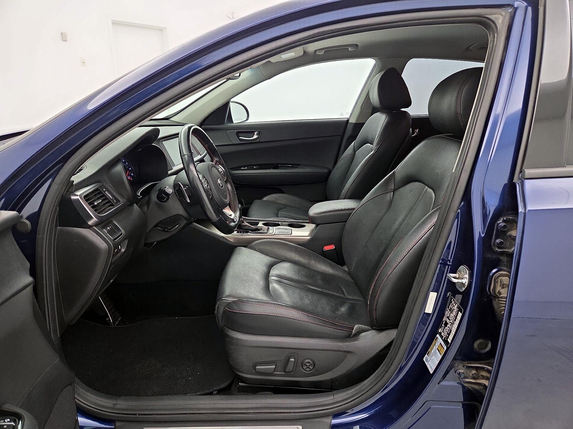 Thumbnail: 2017 Kia Optima - 11