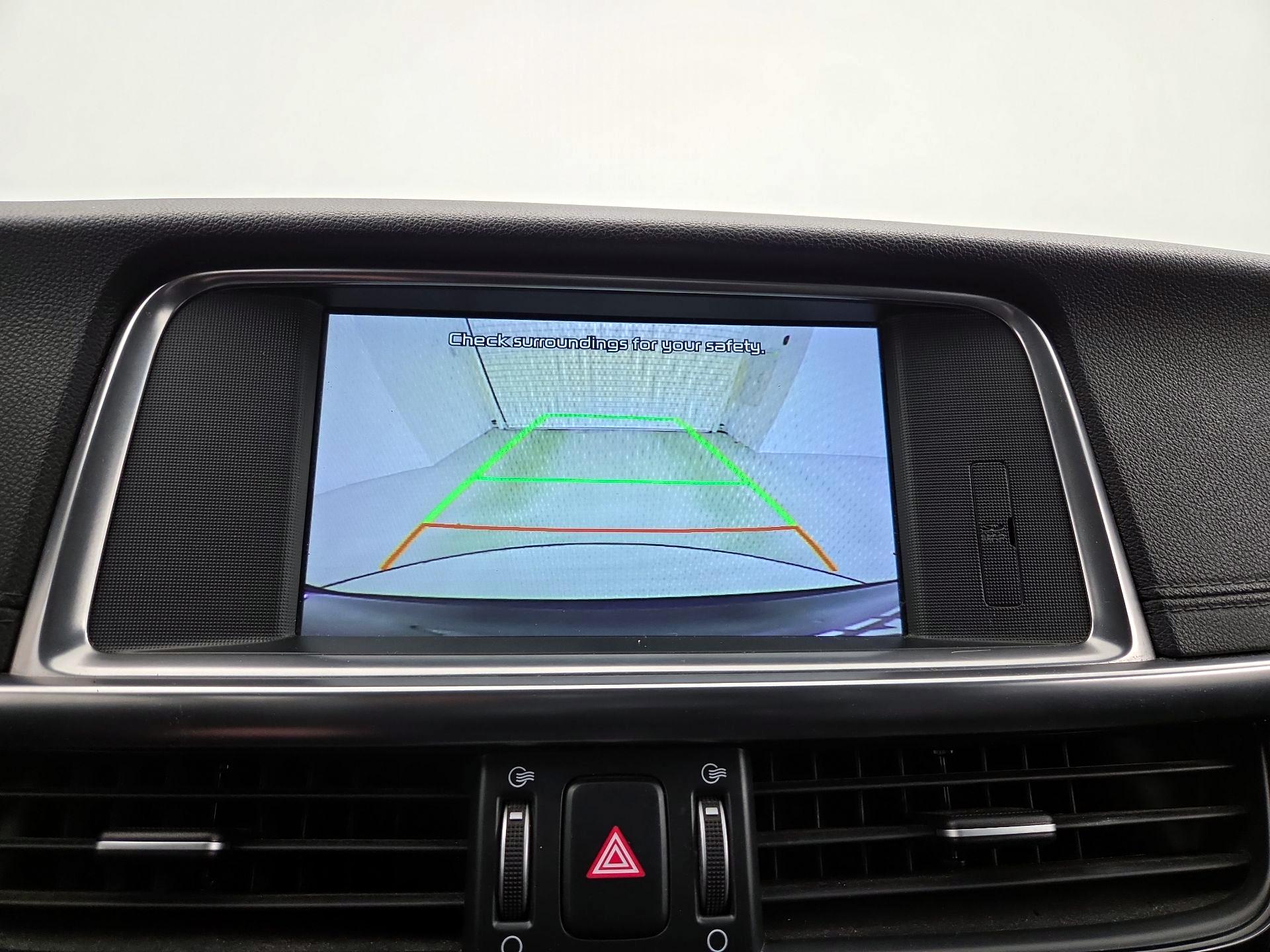 Thumbnail: 2017 Kia Optima - 15