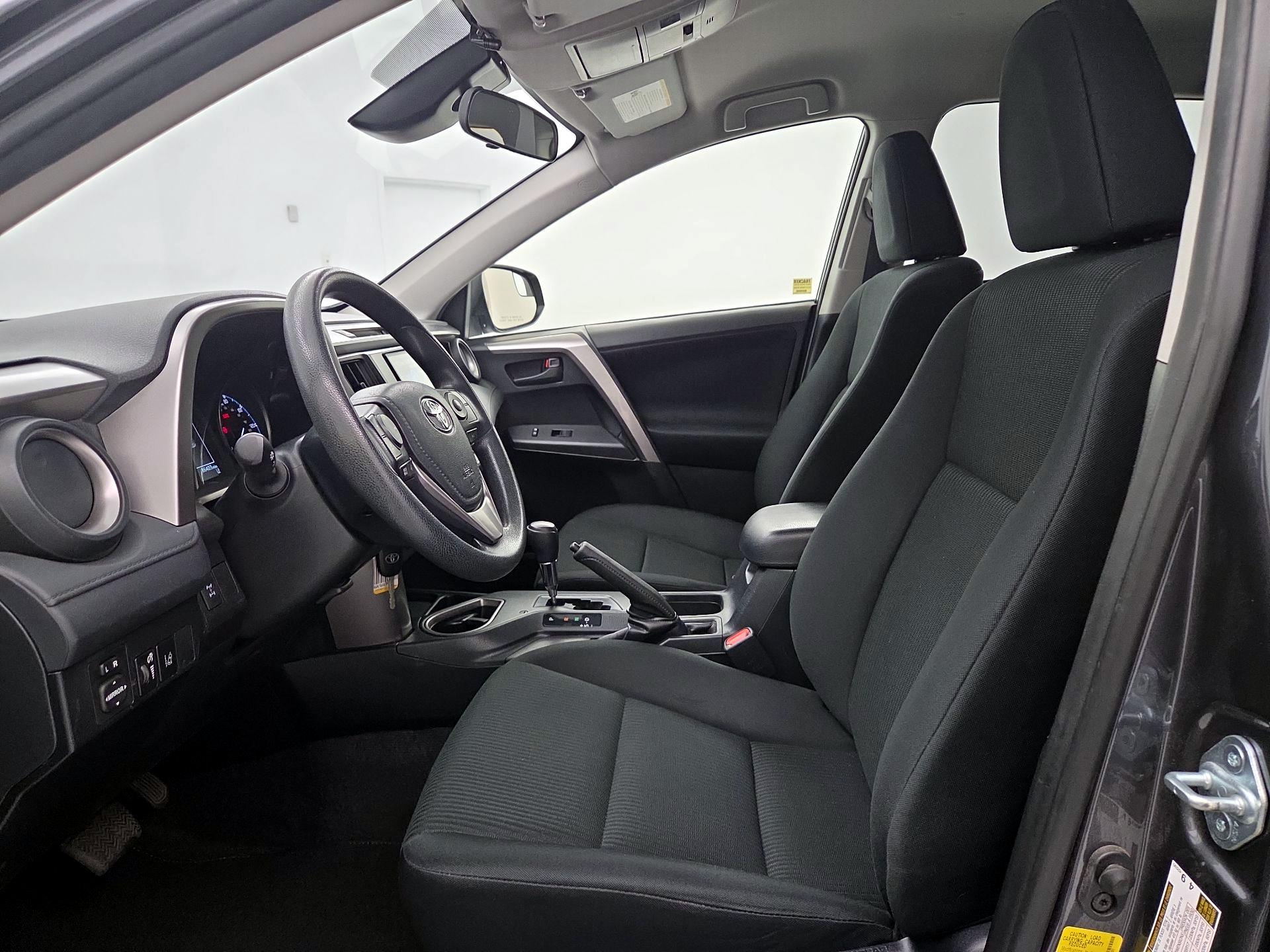 Thumbnail: 2017 Toyota RAV4 - 11