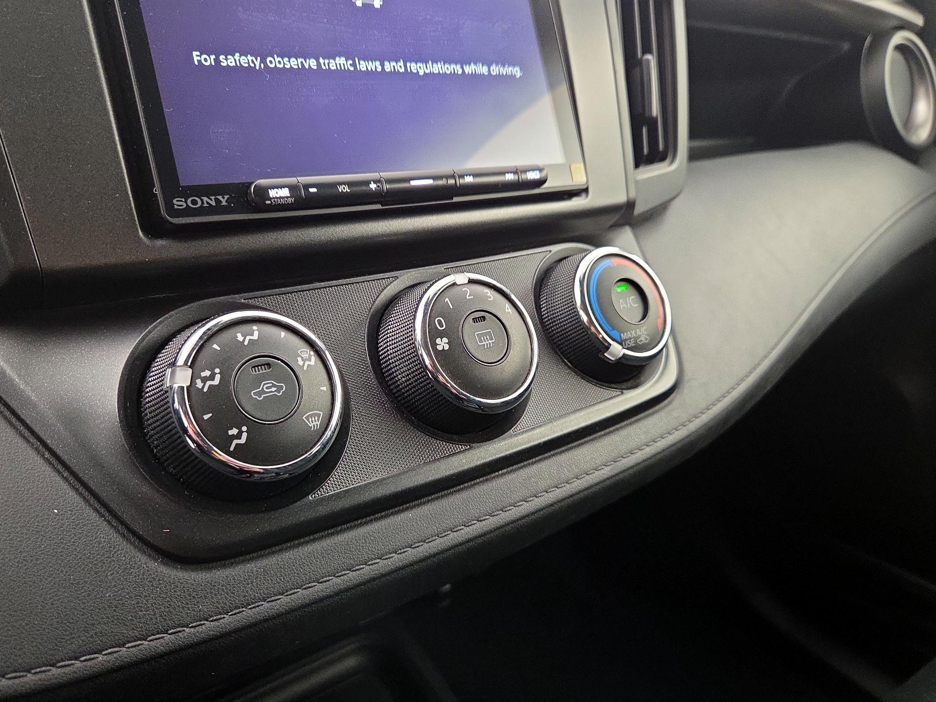 Thumbnail: 2017 Toyota RAV4 - 16