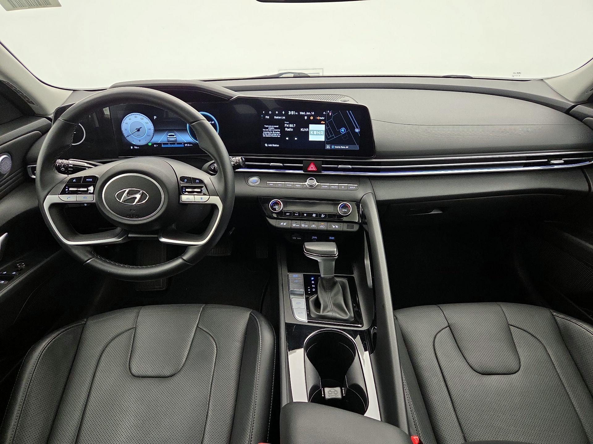 Thumbnail: 2023 Hyundai Elantra - 9