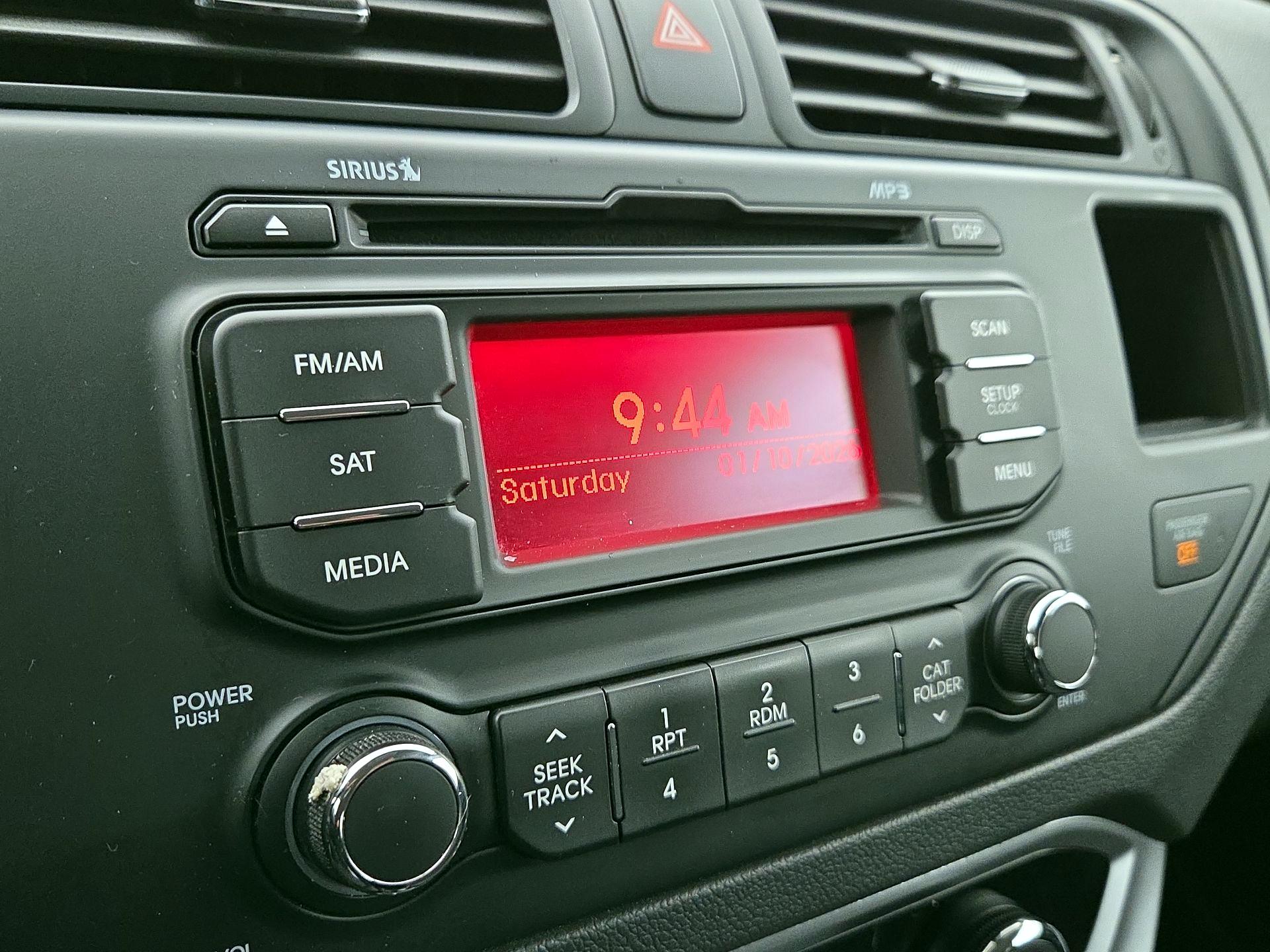 Thumbnail: 2014 Kia Rio - 14