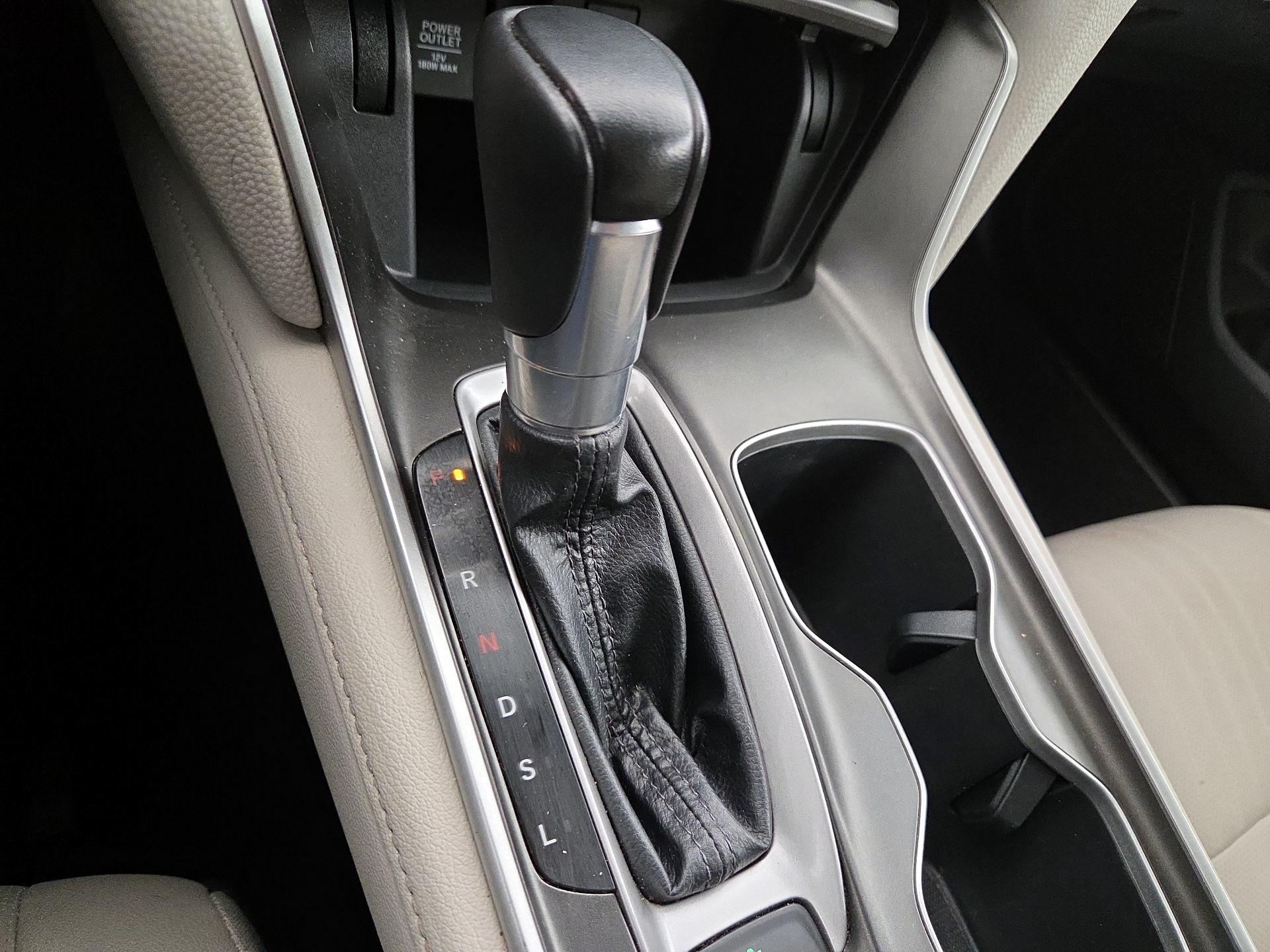 Thumbnail: 2019 Honda Accord - 17