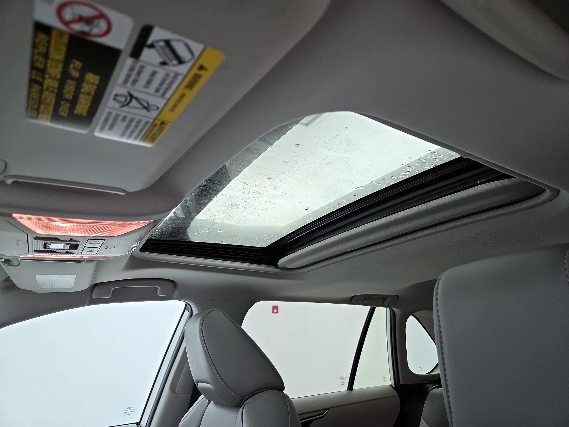 Thumbnail: 2021 Toyota RAV4 - 19