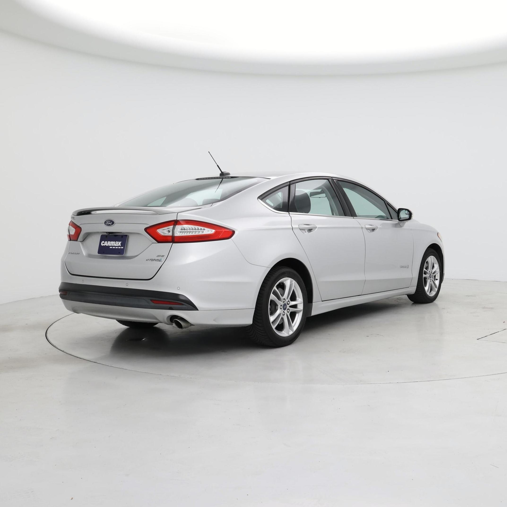 Thumbnail: 2016 Ford Fusion - 8