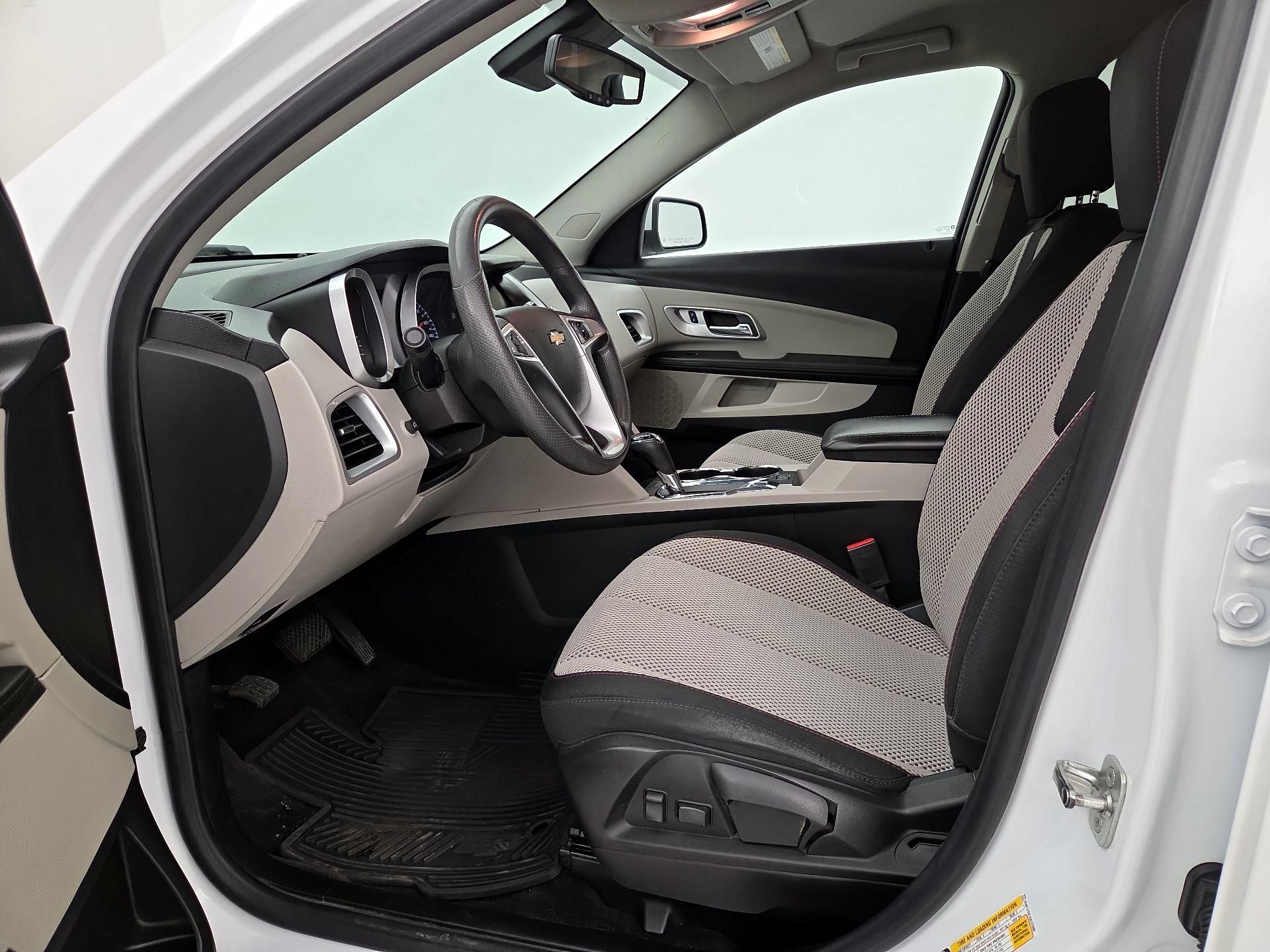 Thumbnail: 2016 Chevrolet Equinox - 11