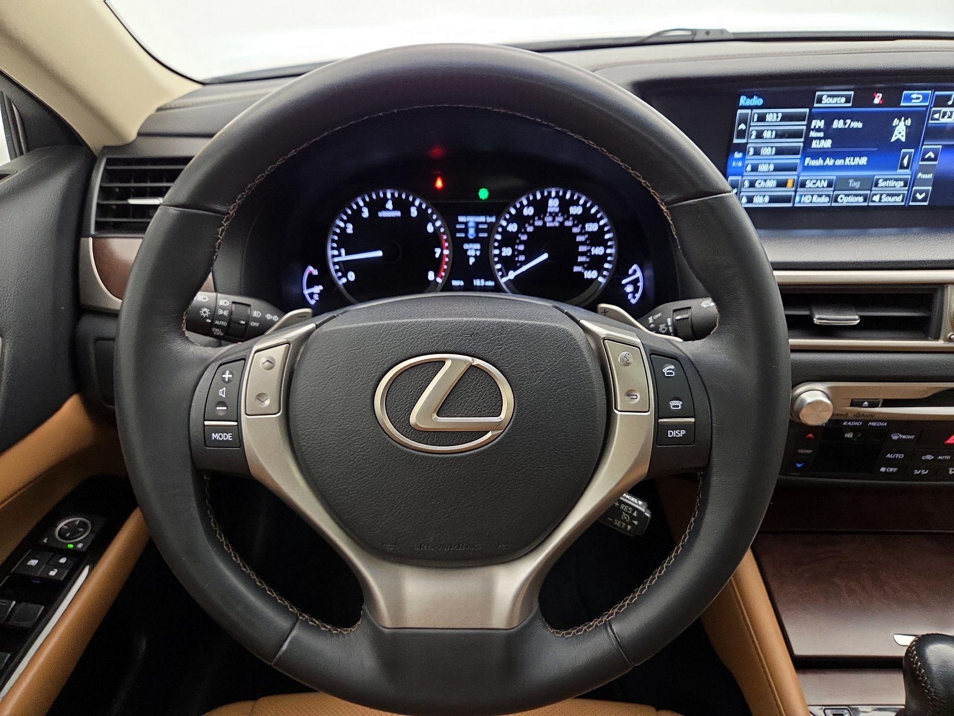 Thumbnail: 2015 Lexus GS - 10