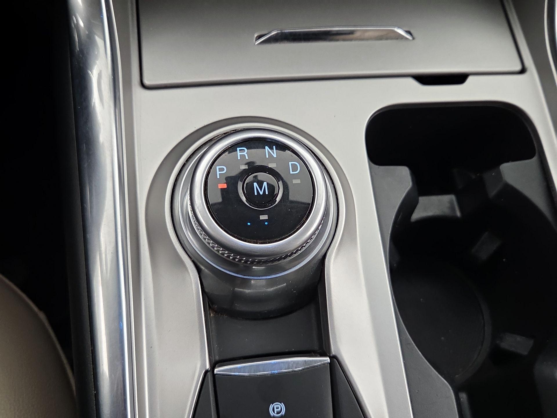 Thumbnail: 2020 Ford Explorer - 17