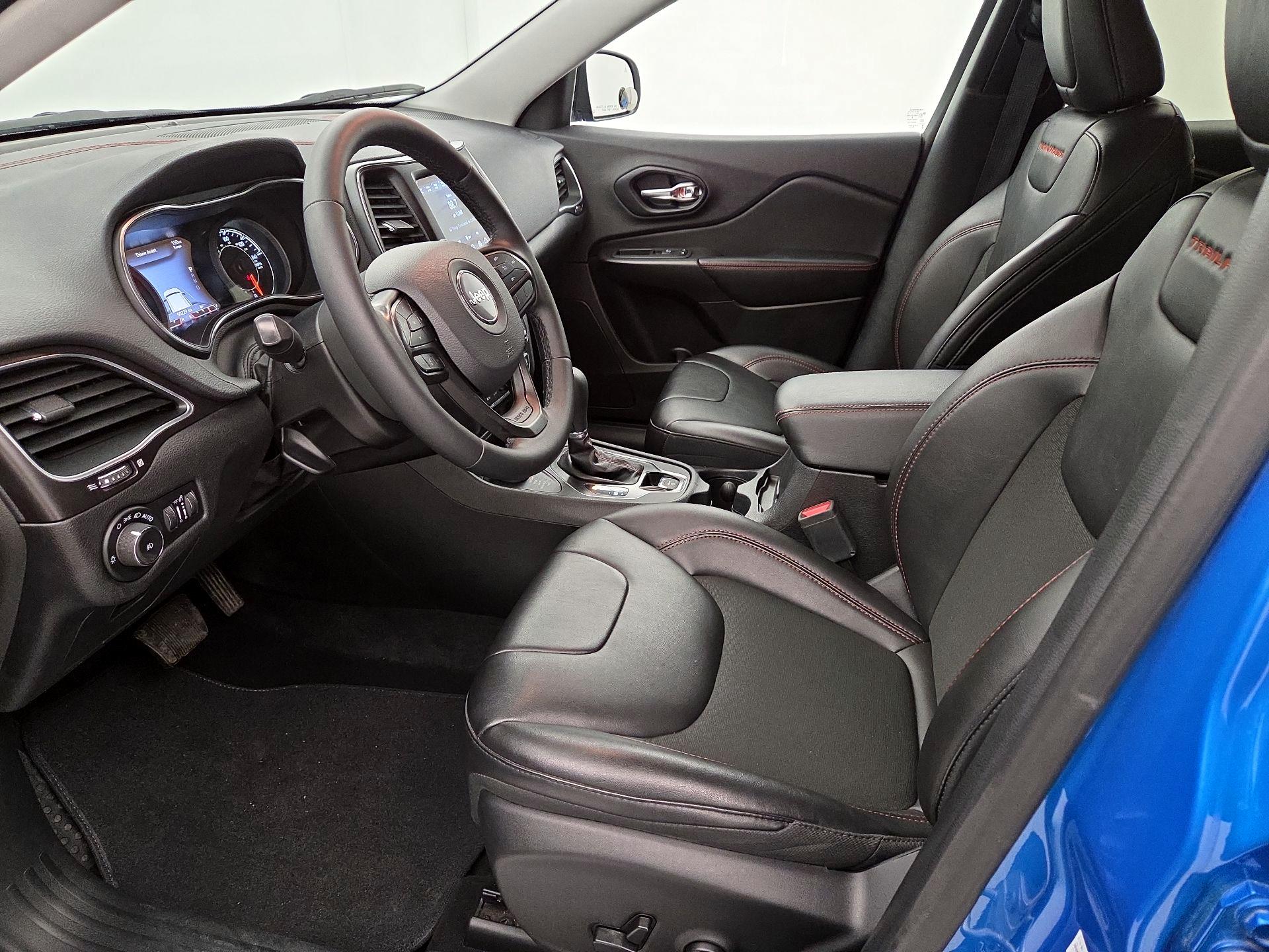 Thumbnail: 2021 Jeep Cherokee - 11