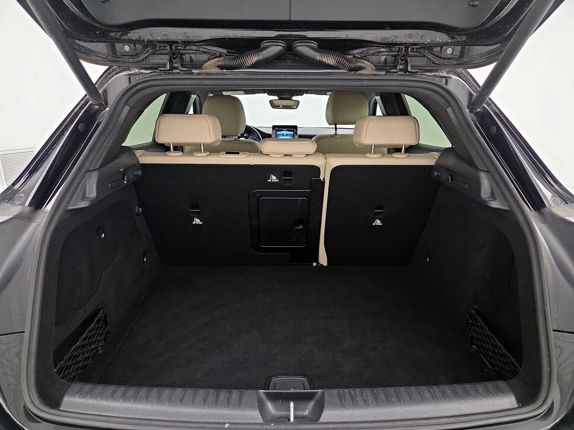 Thumbnail: 2017 Mercedes-Benz GLA - 20