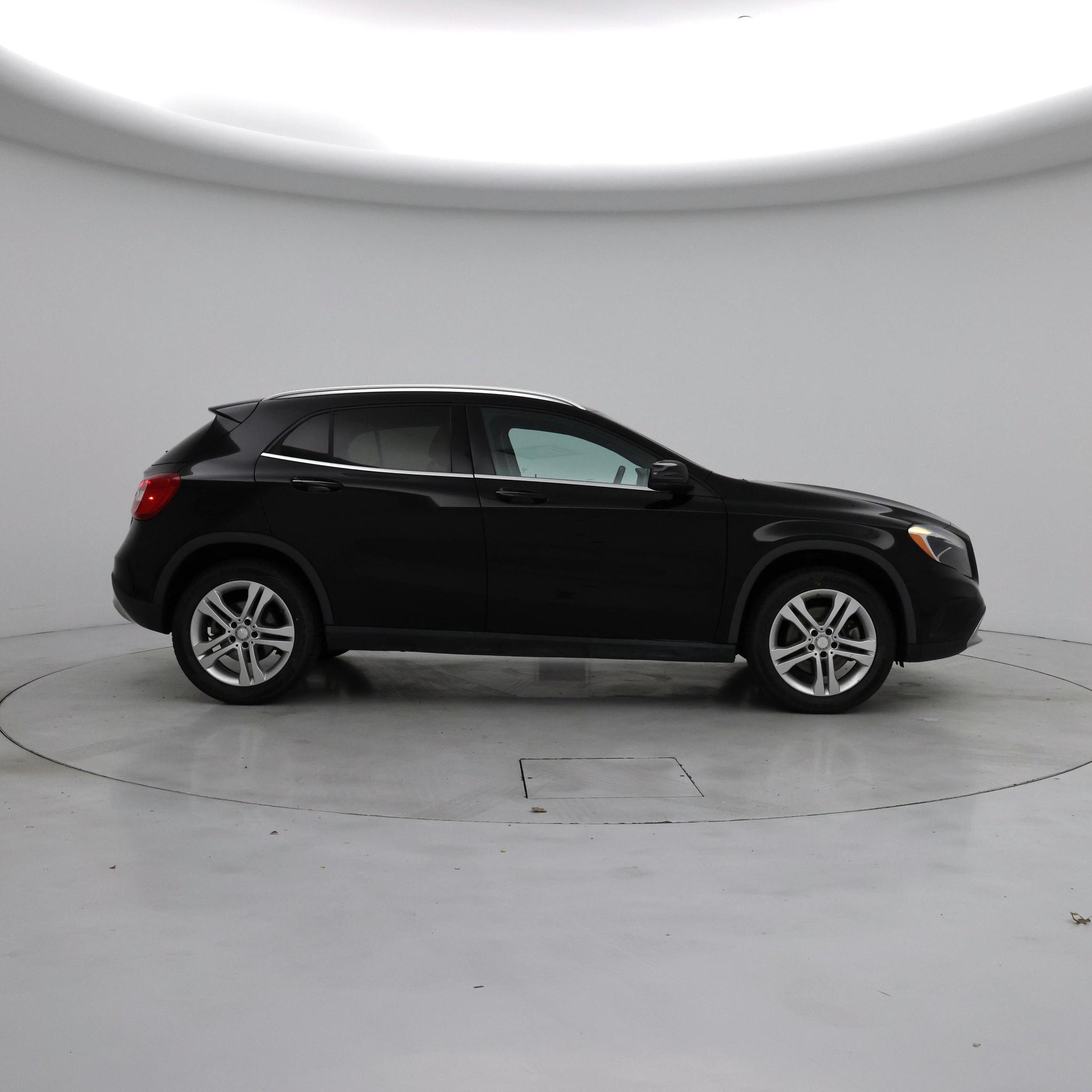 Thumbnail: 2017 Mercedes-Benz GLA - 7