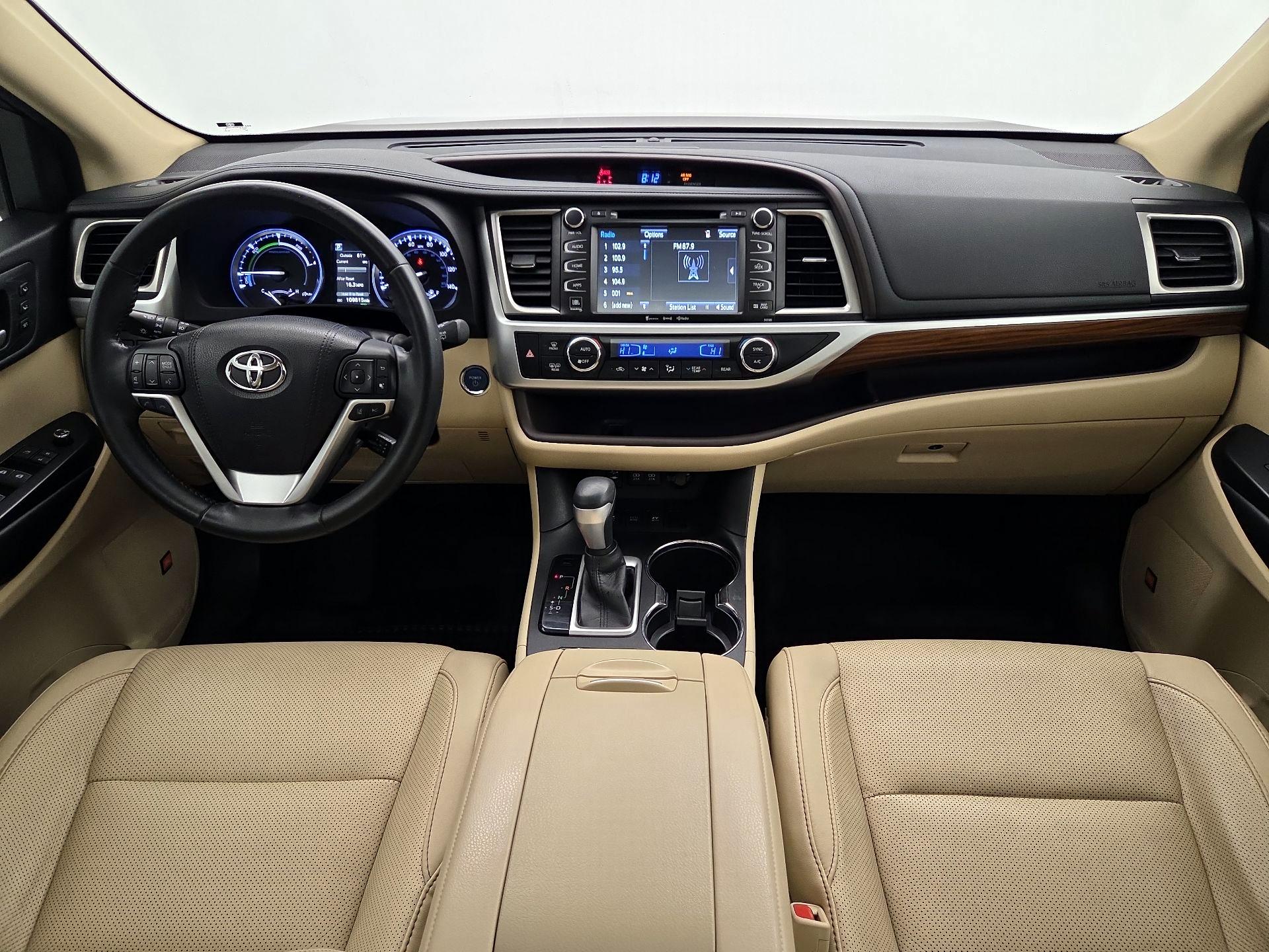 Thumbnail: 2017 Toyota Highlander - 9