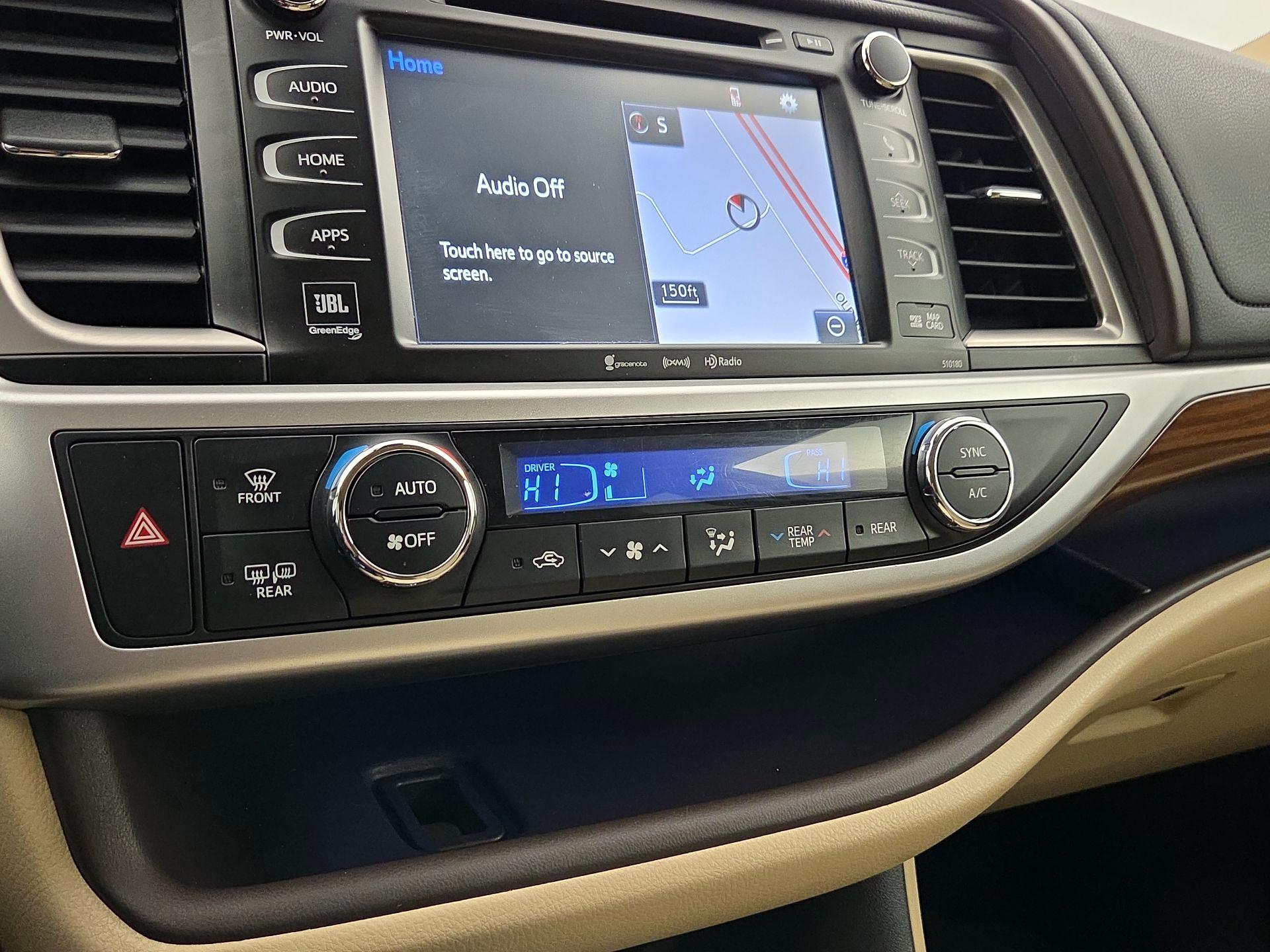 Thumbnail: 2017 Toyota Highlander - 16