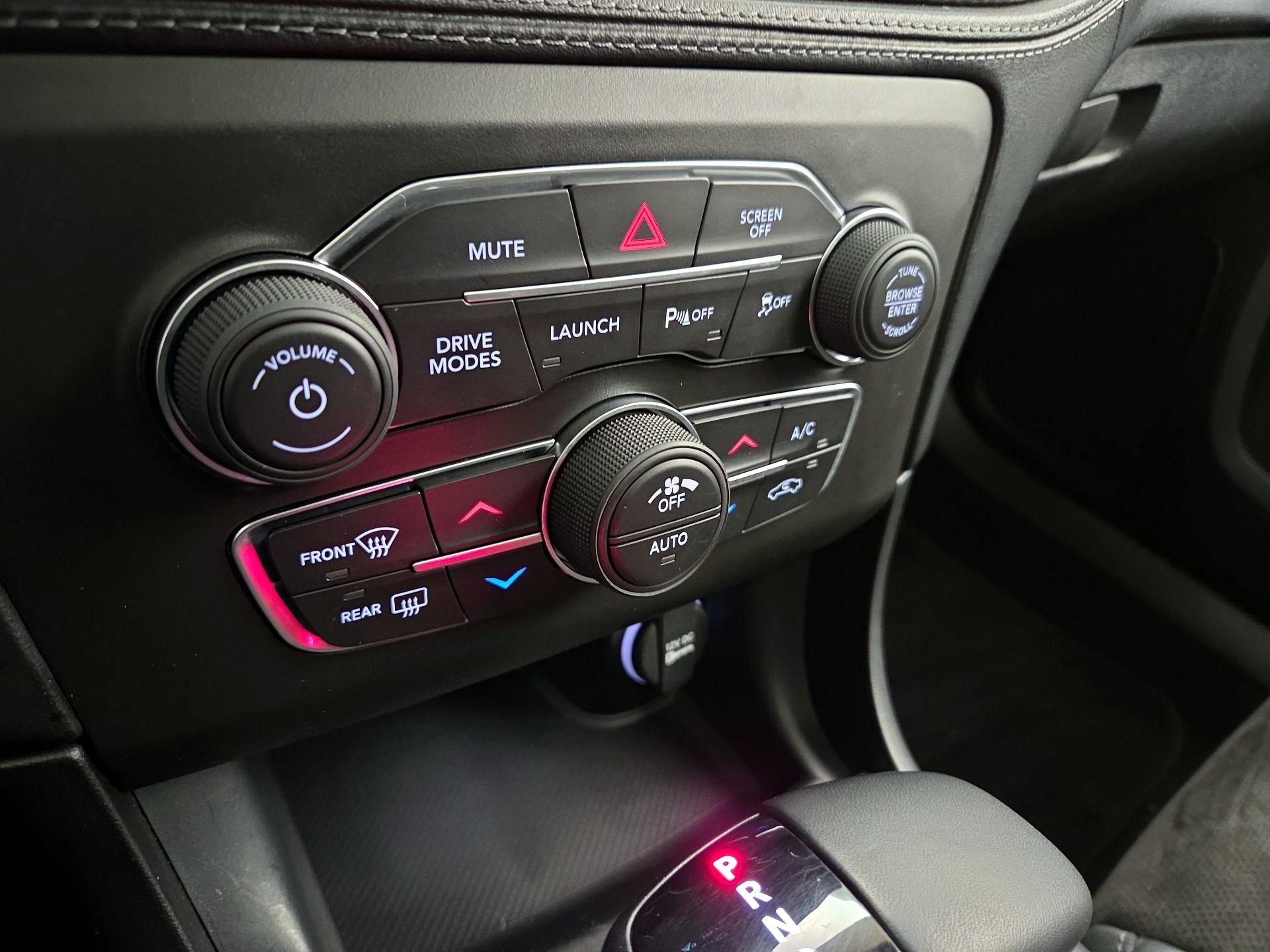 Thumbnail: 2021 Dodge Charger - 16