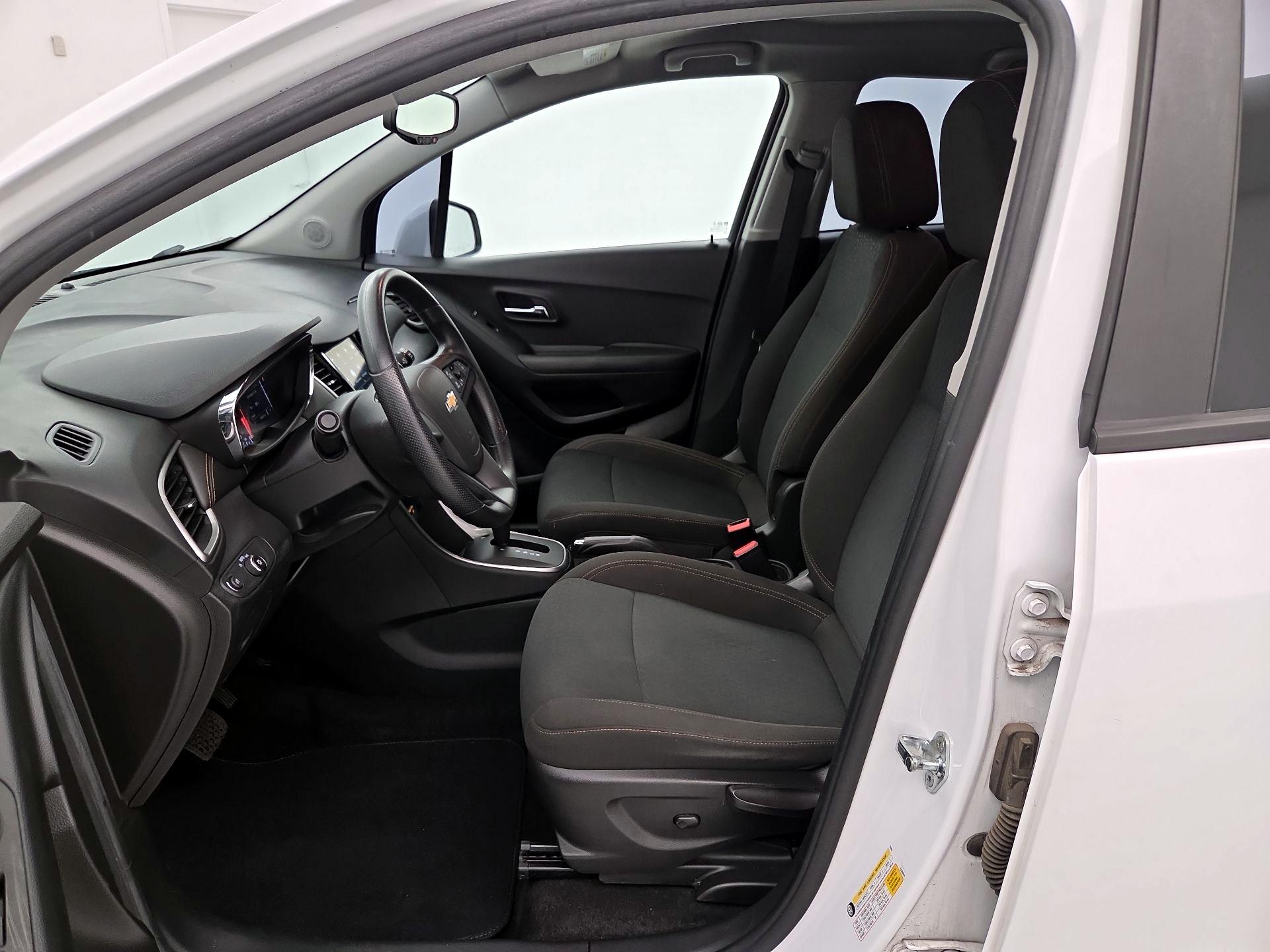 Thumbnail: 2018 Chevrolet Trax - 11