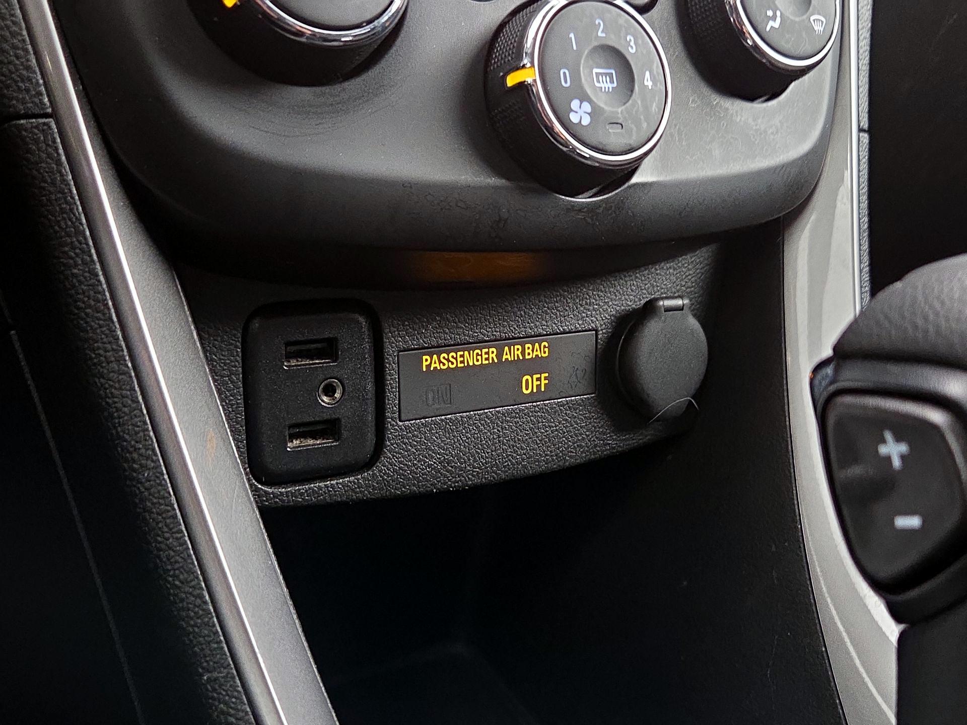 Thumbnail: 2018 Chevrolet Trax - 18