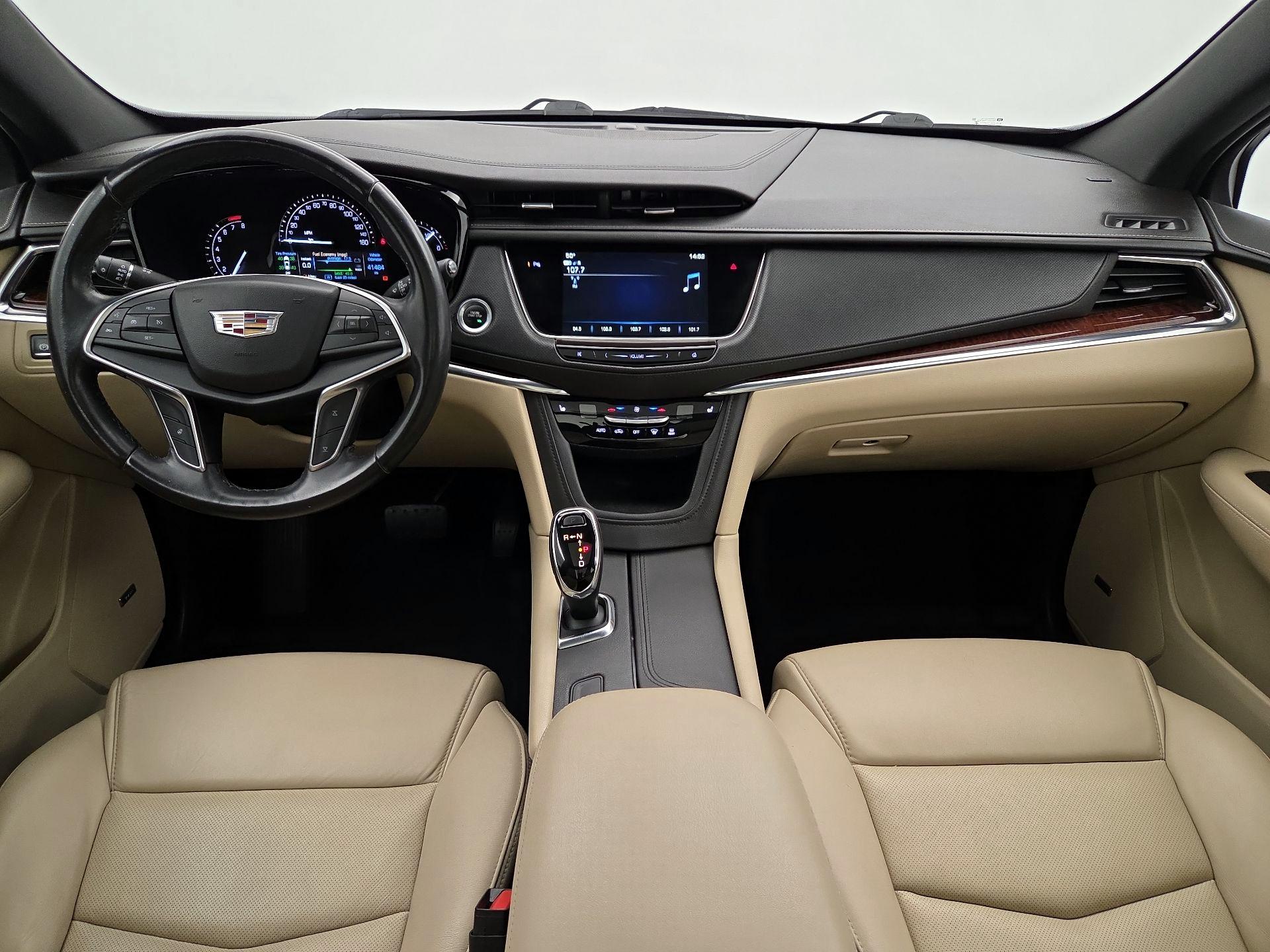 Thumbnail: 2018 Cadillac XT5 - 9