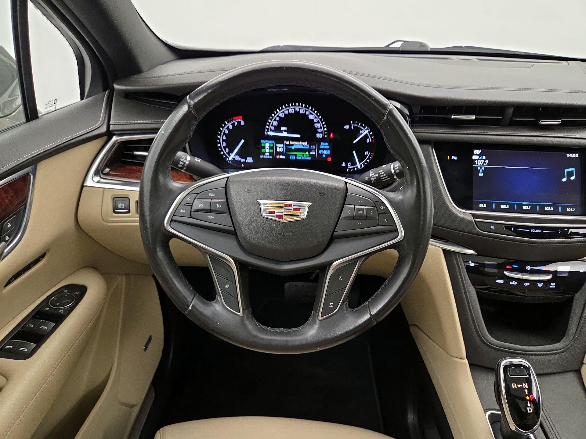 Thumbnail: 2018 Cadillac XT5 - 10