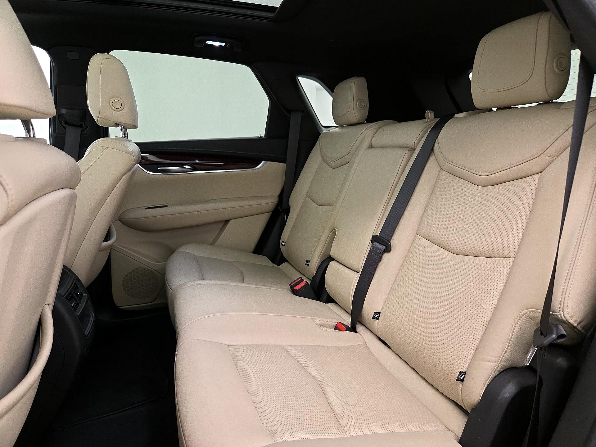 Thumbnail: 2018 Cadillac XT5 - 19