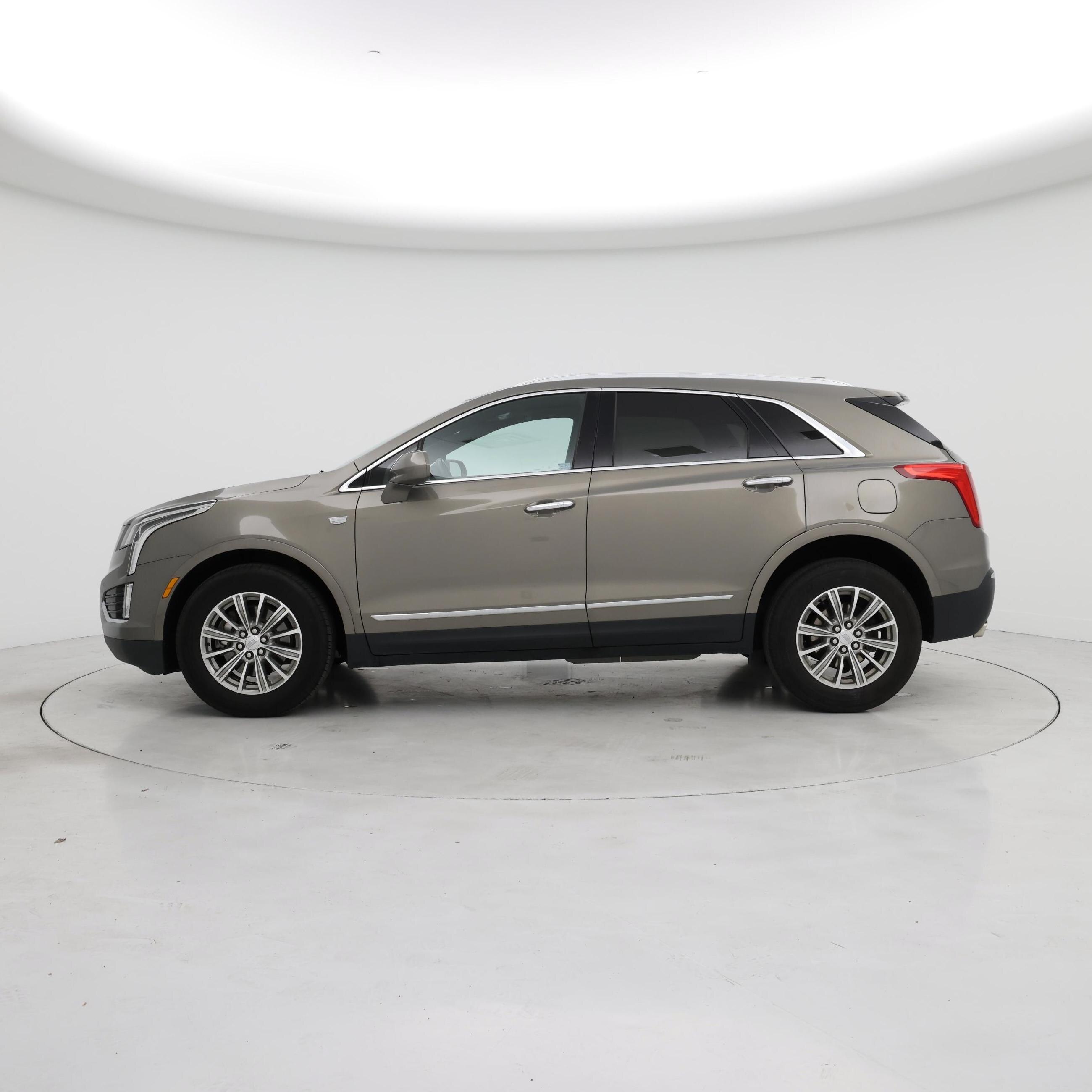 Thumbnail: 2018 Cadillac XT5 - 3