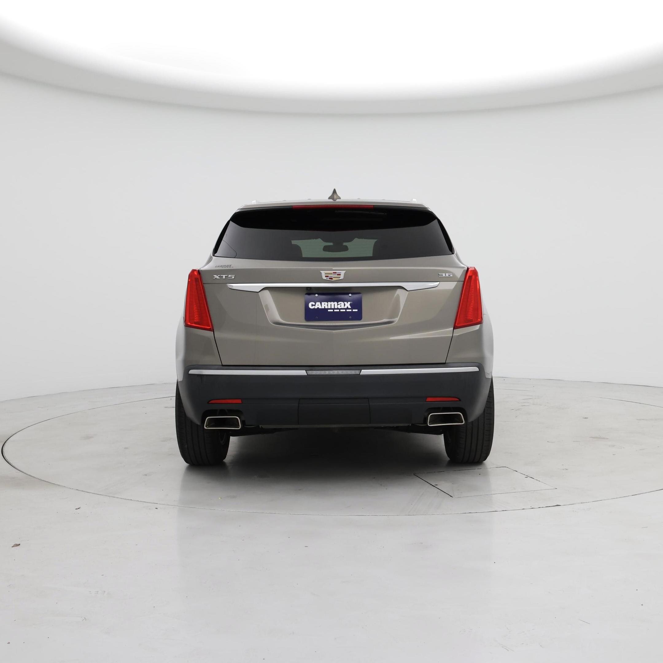 Thumbnail: 2018 Cadillac XT5 - 6