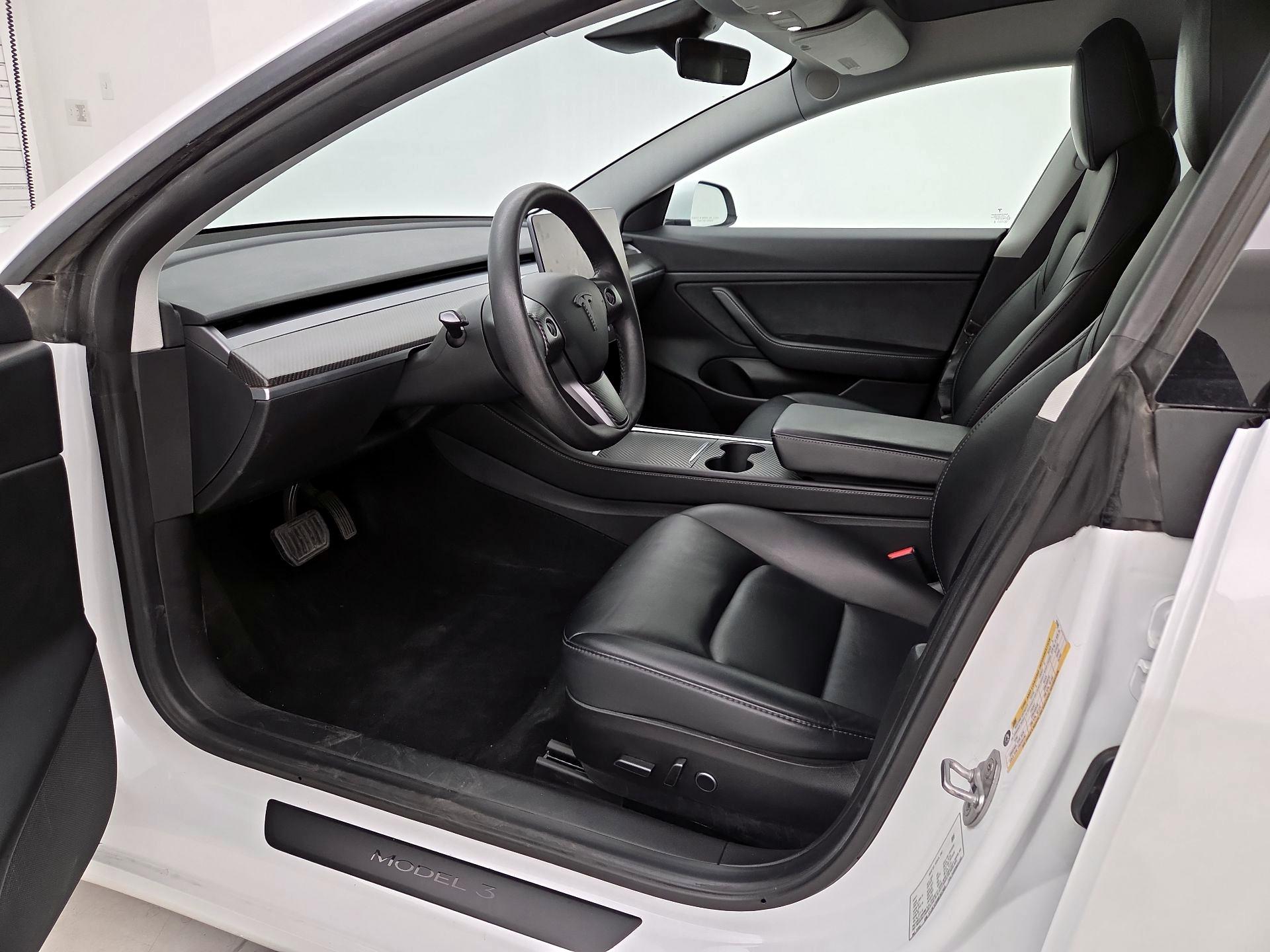 Thumbnail: 2021 Tesla Model 3 - 11