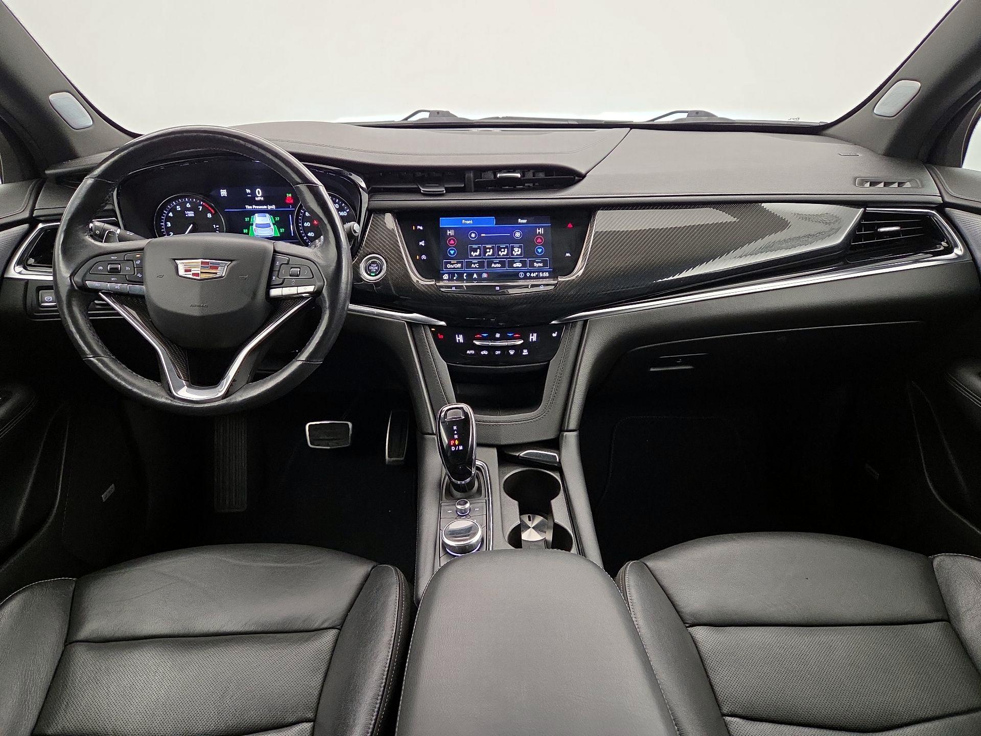 Thumbnail: 2020 Cadillac XT6 - 9