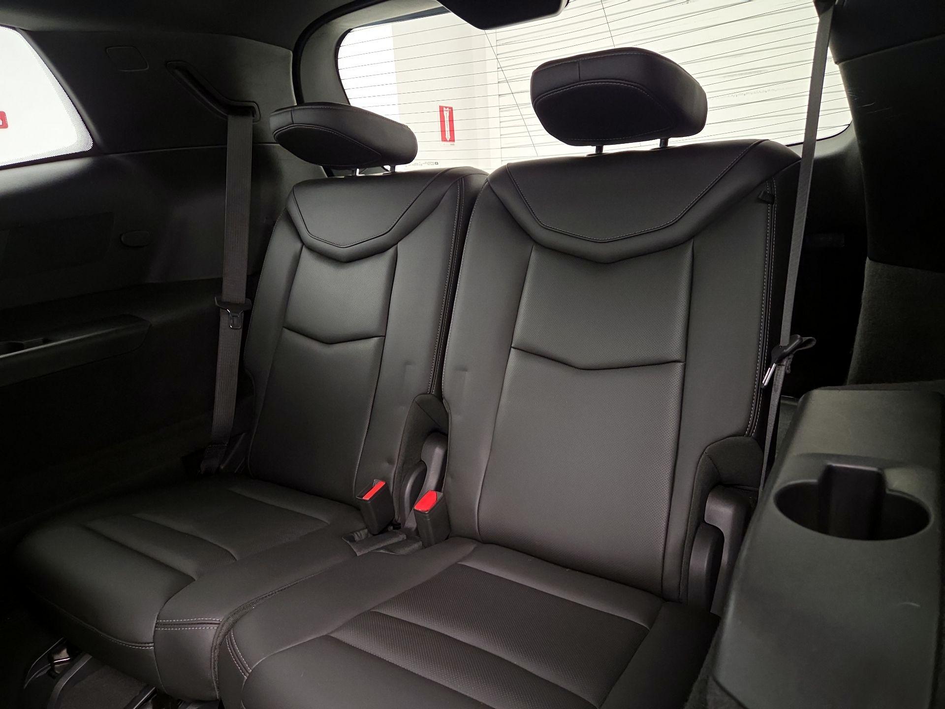 Thumbnail: 2020 Cadillac XT6 - 20