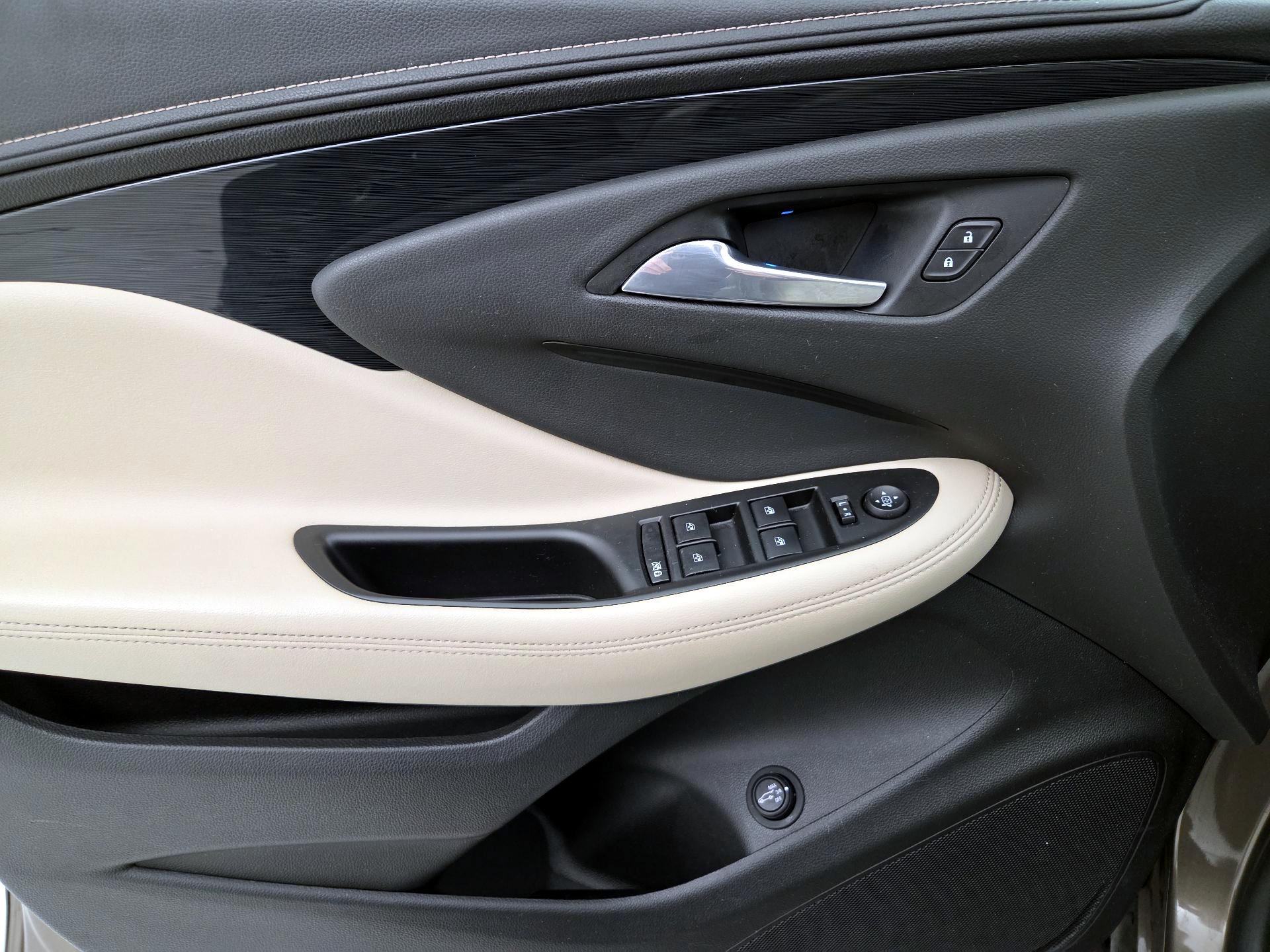 Thumbnail: 2017 Buick Envision - 12