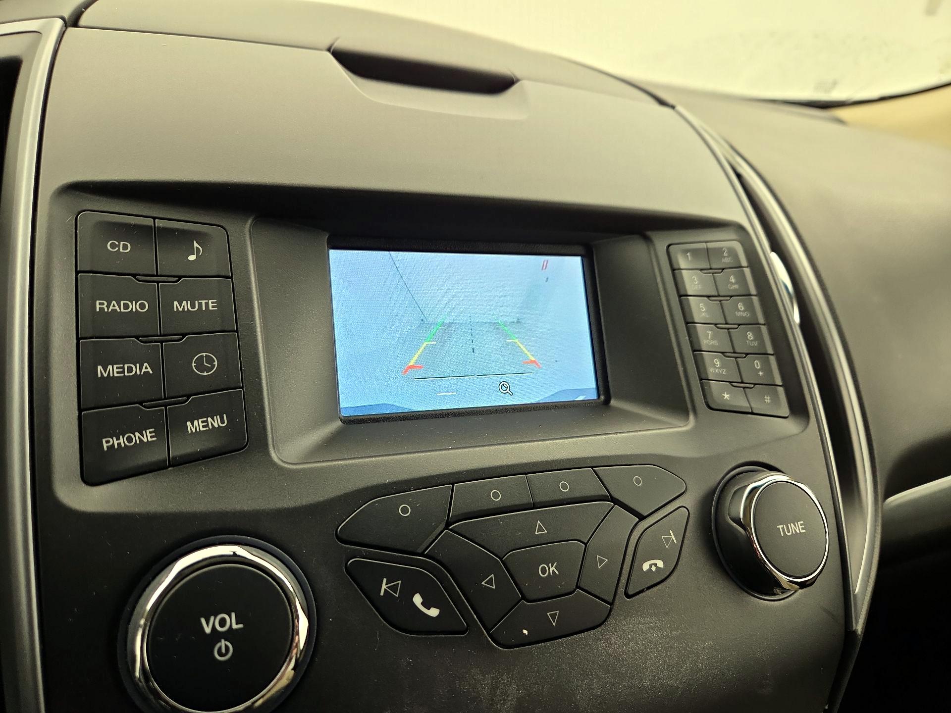 Thumbnail: 2017 Ford Edge - 14