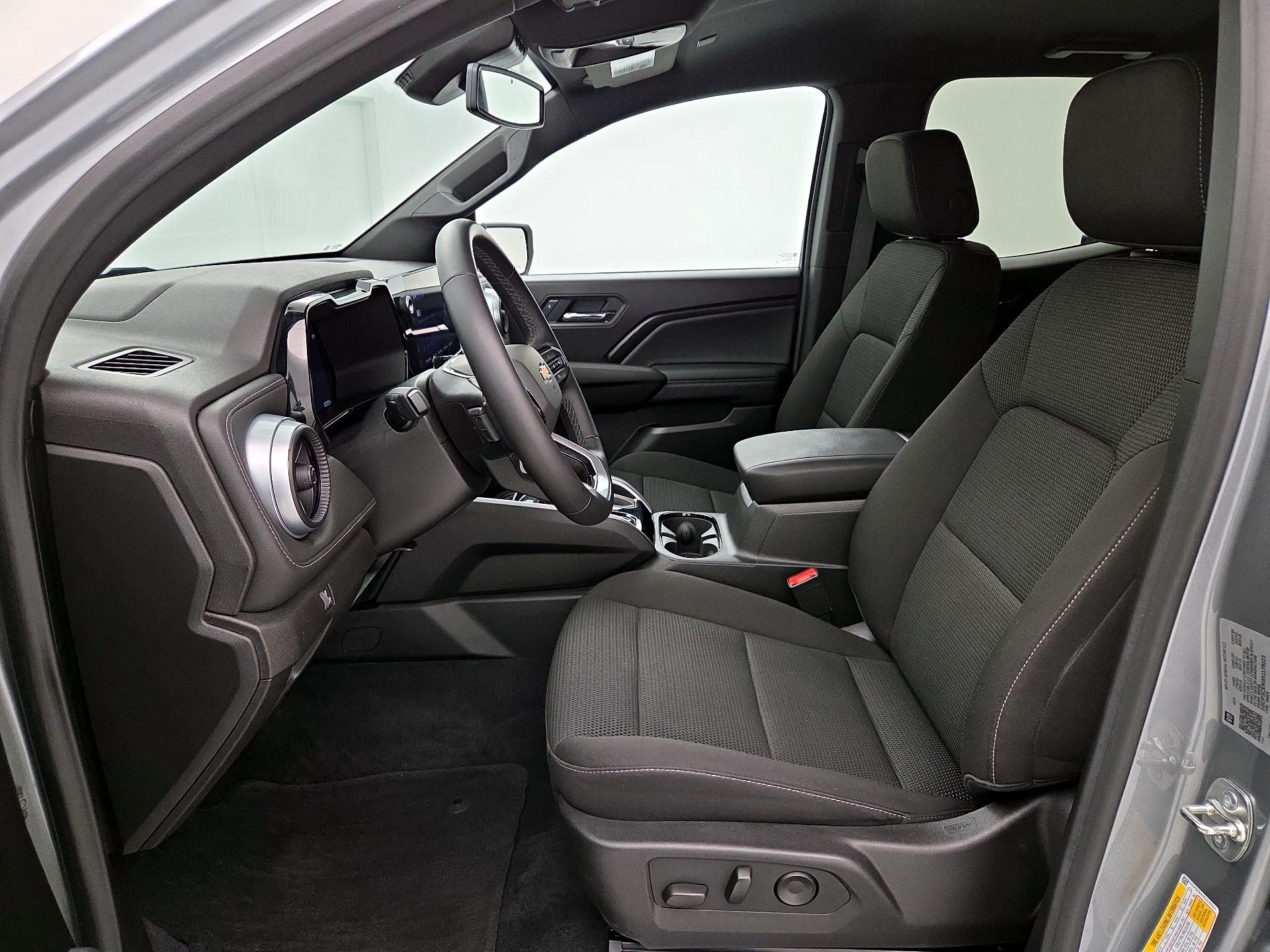 Thumbnail: 2025 Chevrolet Colorado - 11