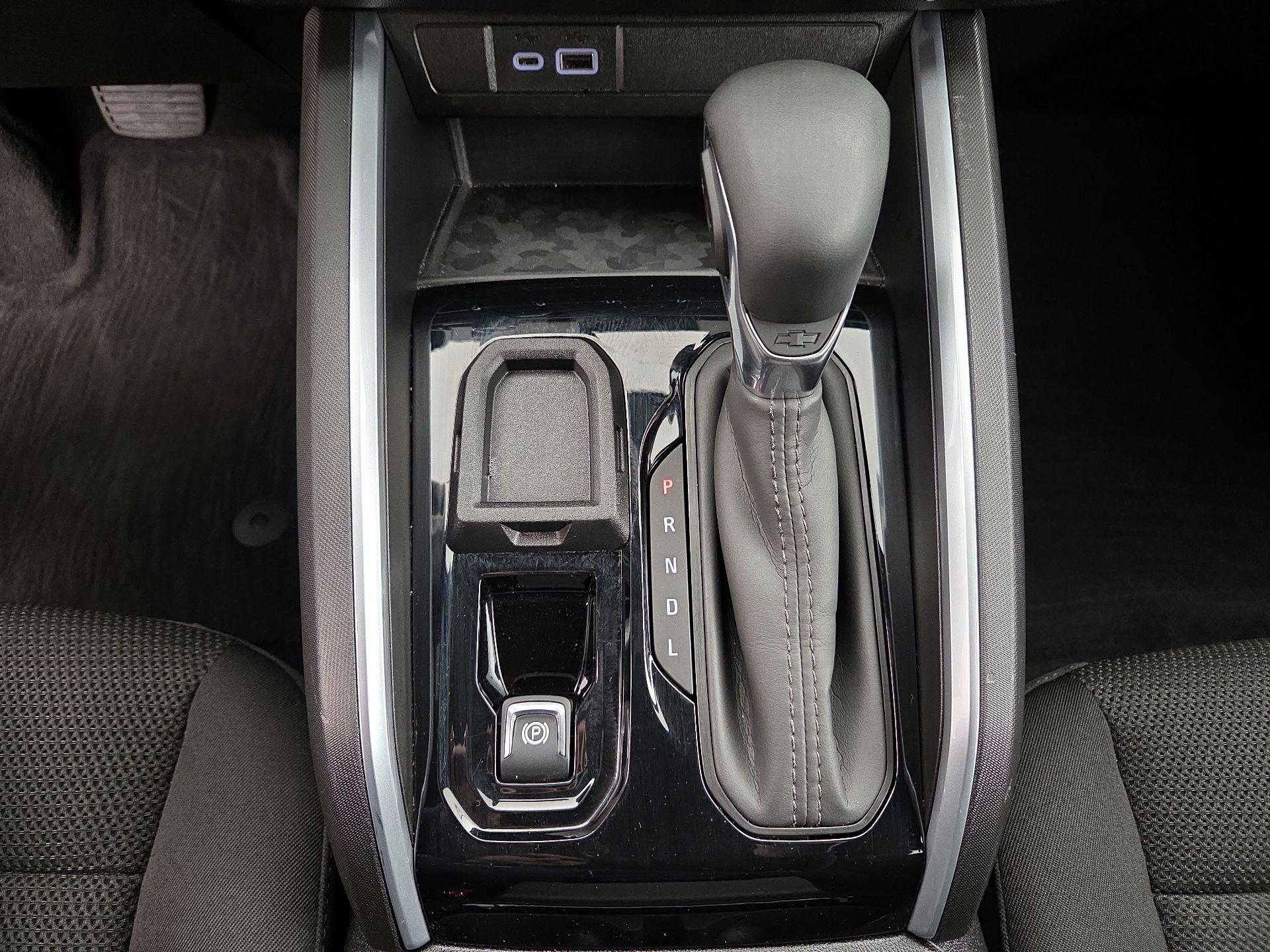 Thumbnail: 2025 Chevrolet Colorado - 17