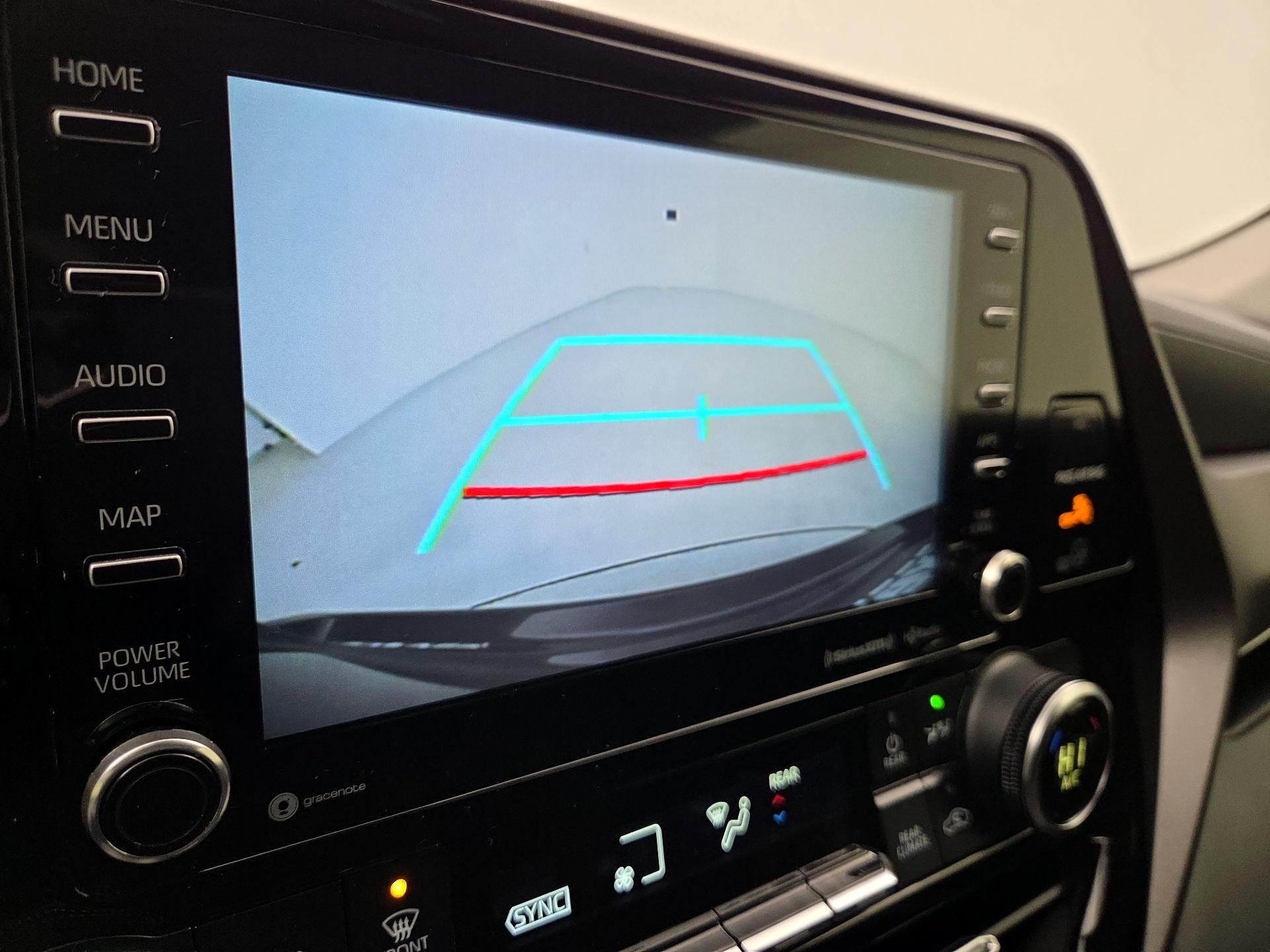 Thumbnail: 2020 Toyota Highlander - 14