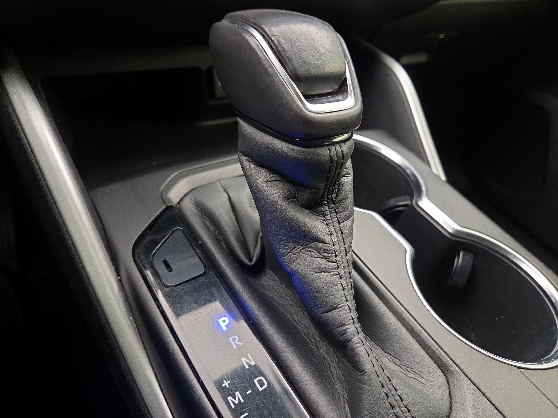 Thumbnail: 2020 Toyota Highlander - 17