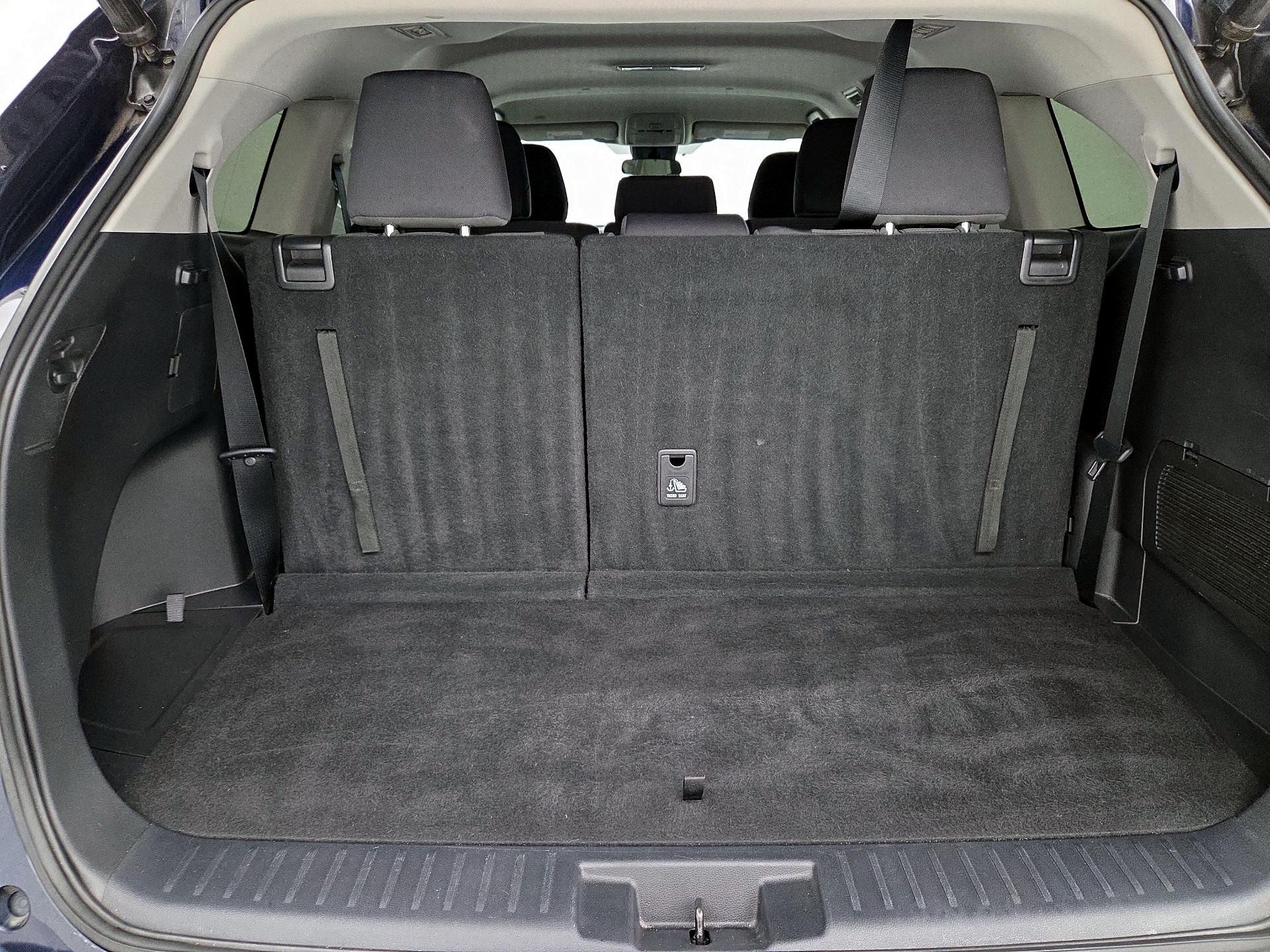 Thumbnail: 2020 Toyota Highlander - 20