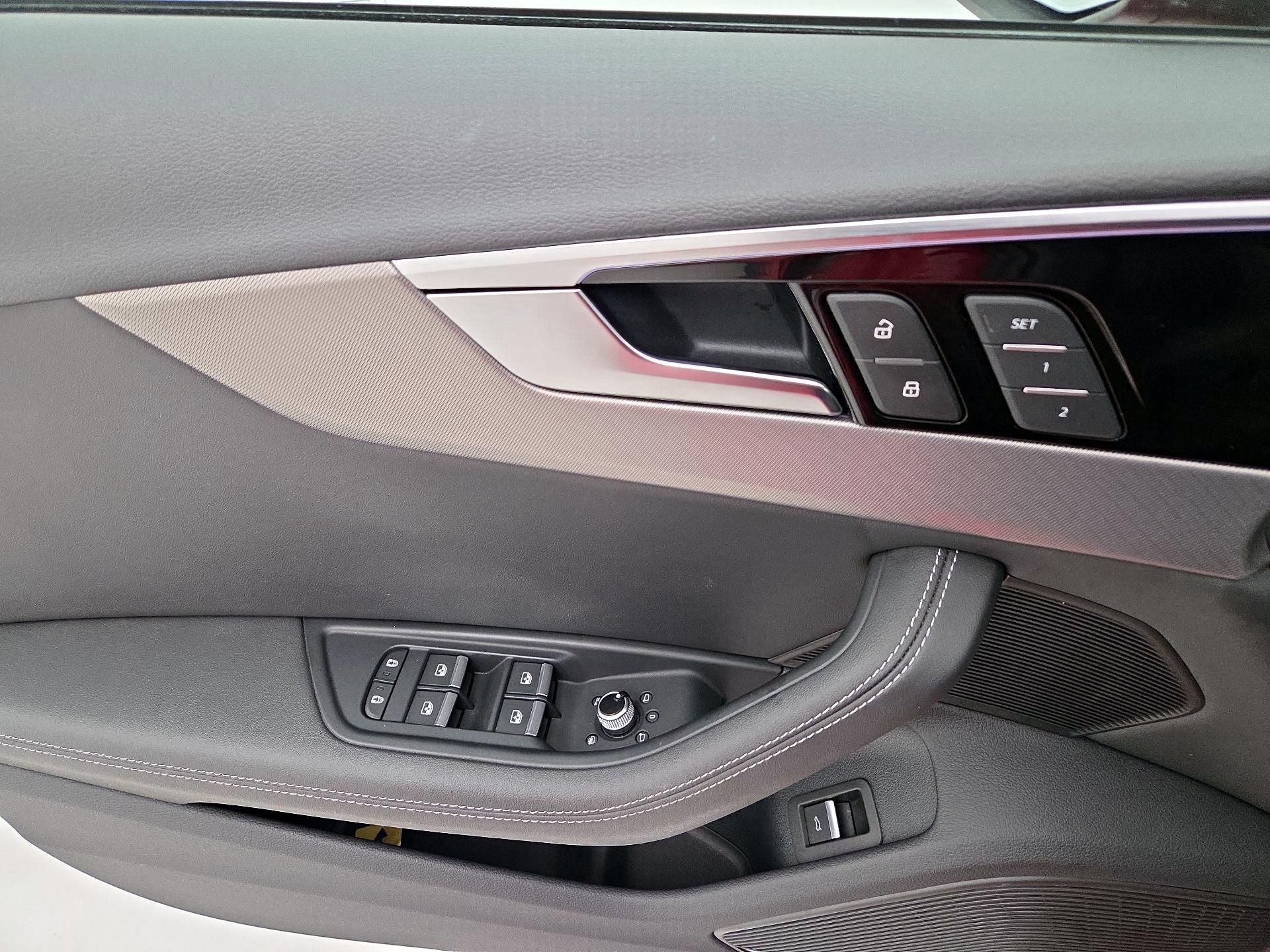 Thumbnail: 2023 Audi A4 - 12