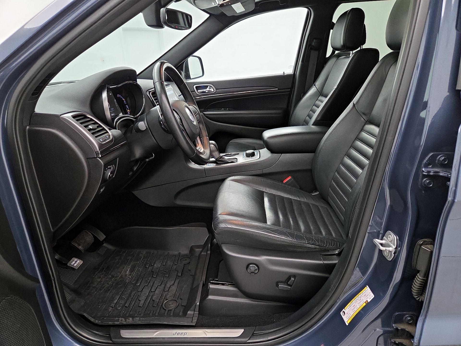 Thumbnail: 2019 Jeep Grand Cherokee - 11