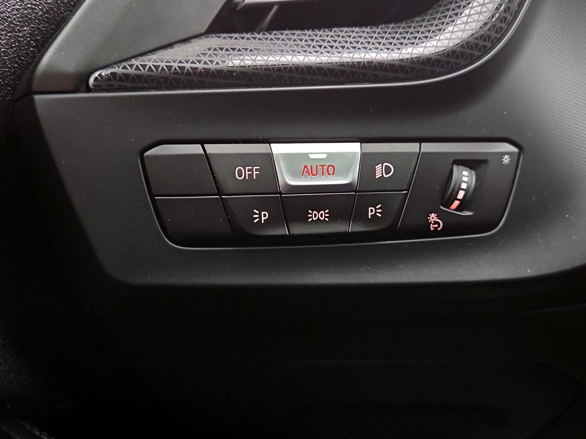 Thumbnail: 2022 BMW 2 Series - 13