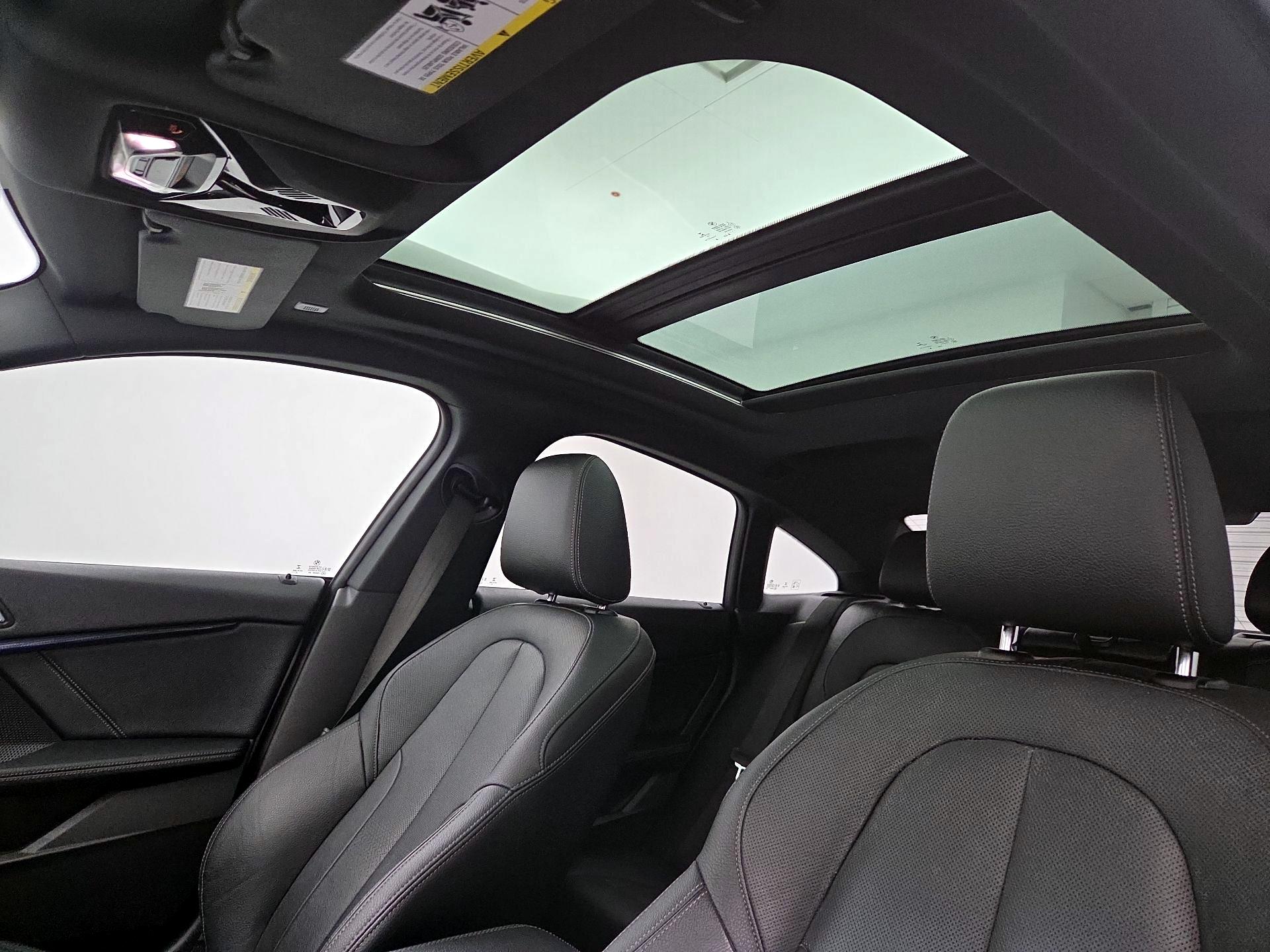 Thumbnail: 2022 BMW 2 Series - 18