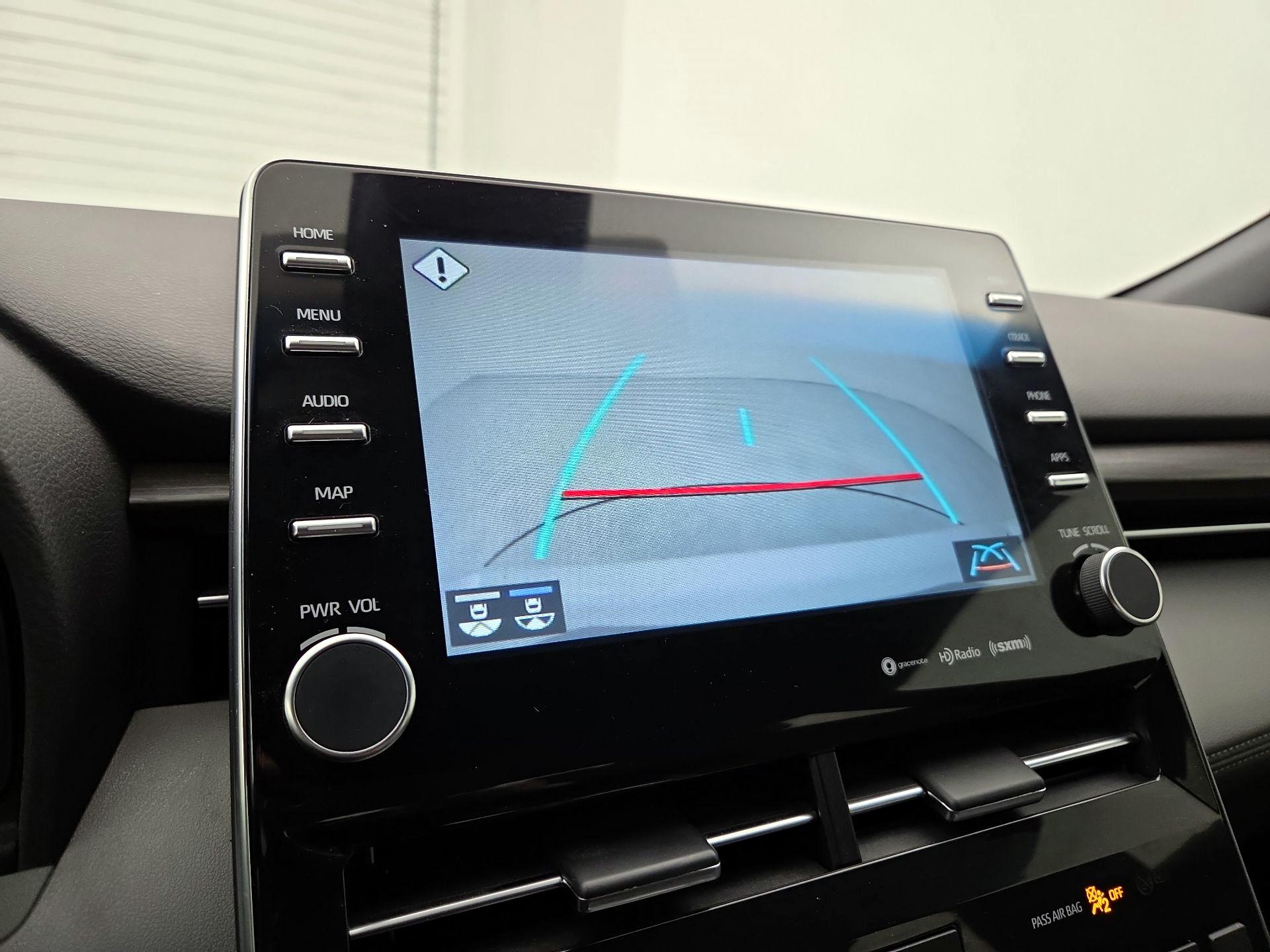 Thumbnail: 2021 Toyota Avalon - 14