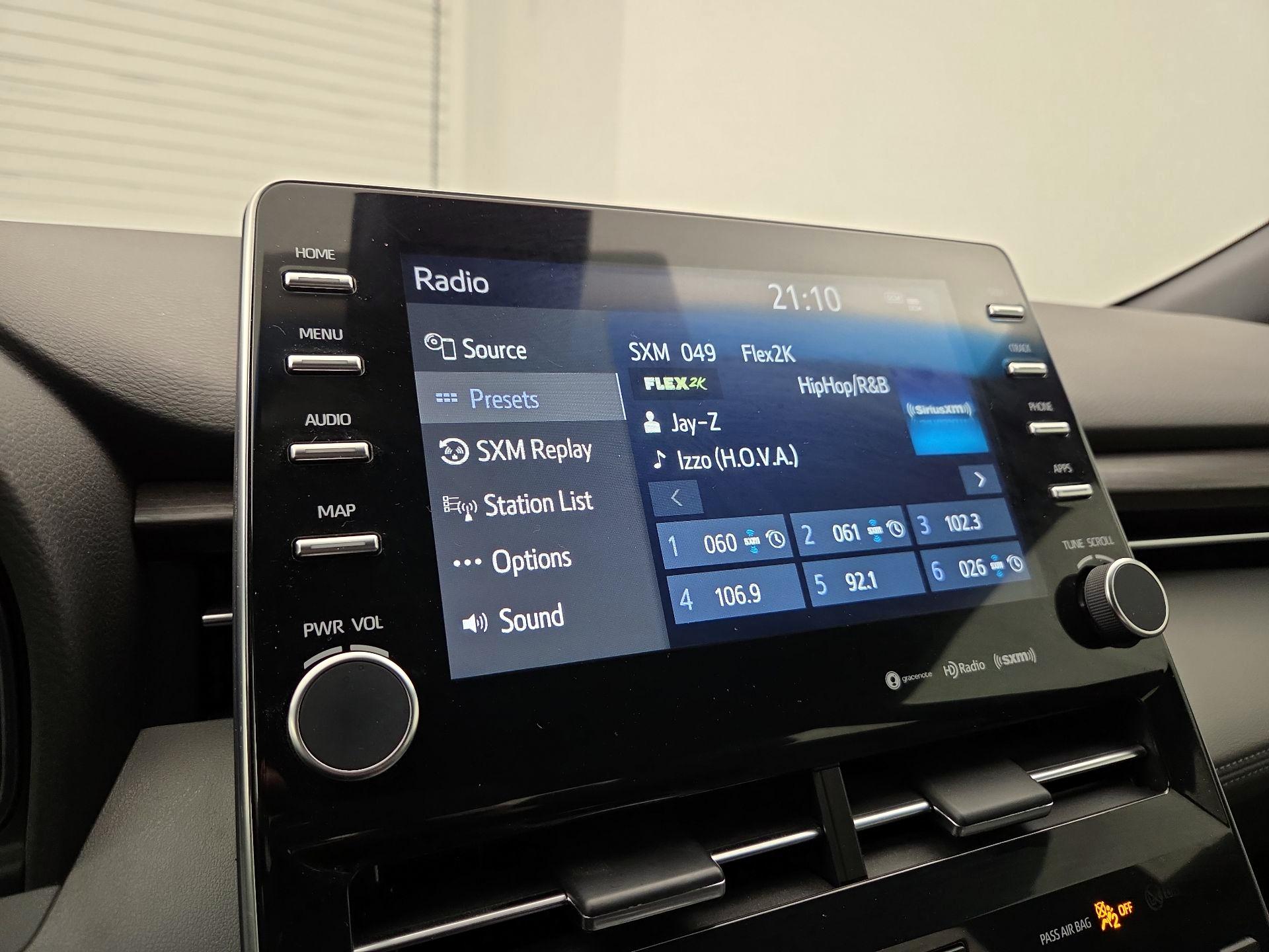 Thumbnail: 2021 Toyota Avalon - 15