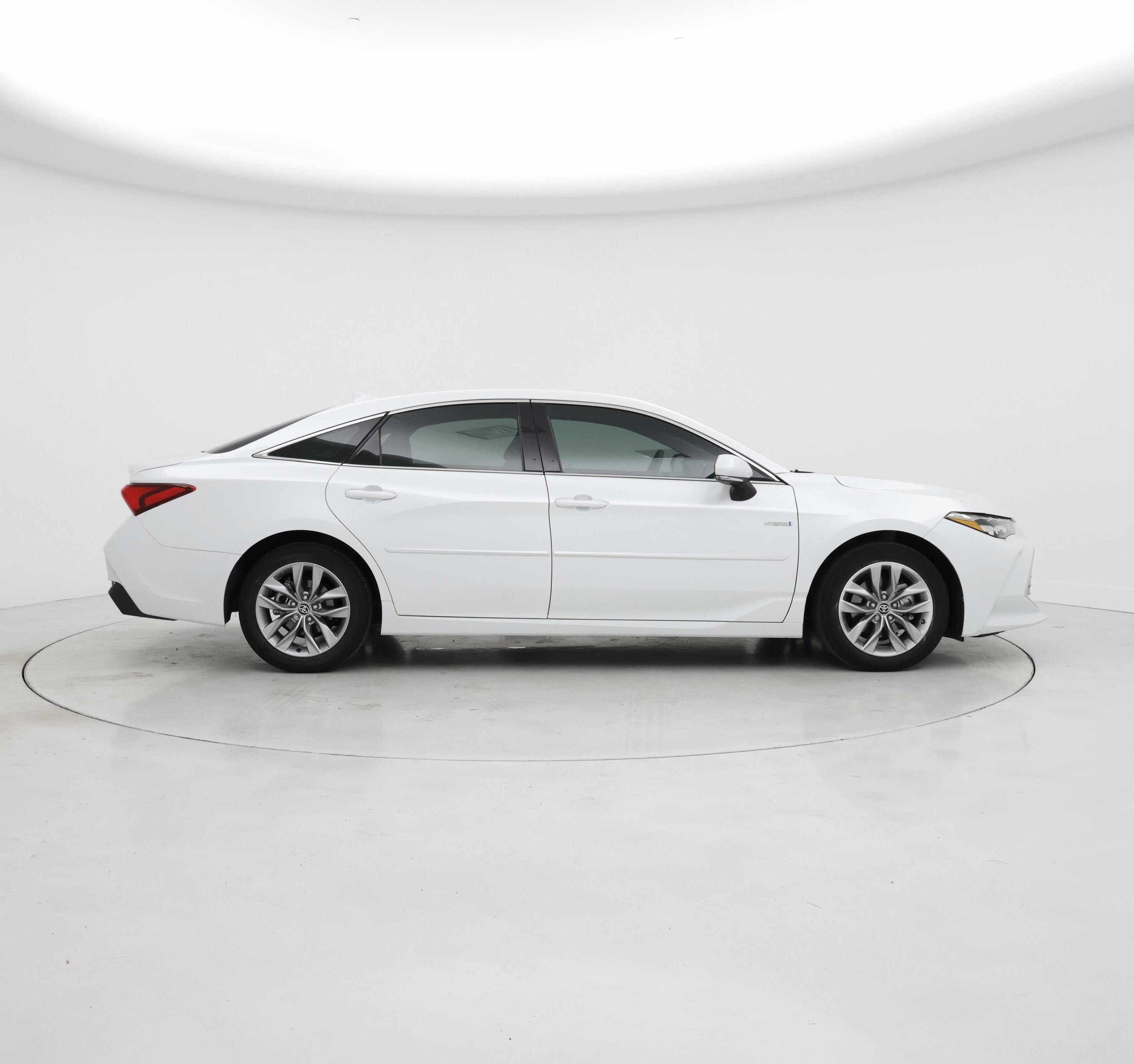 Thumbnail: 2021 Toyota Avalon - 7