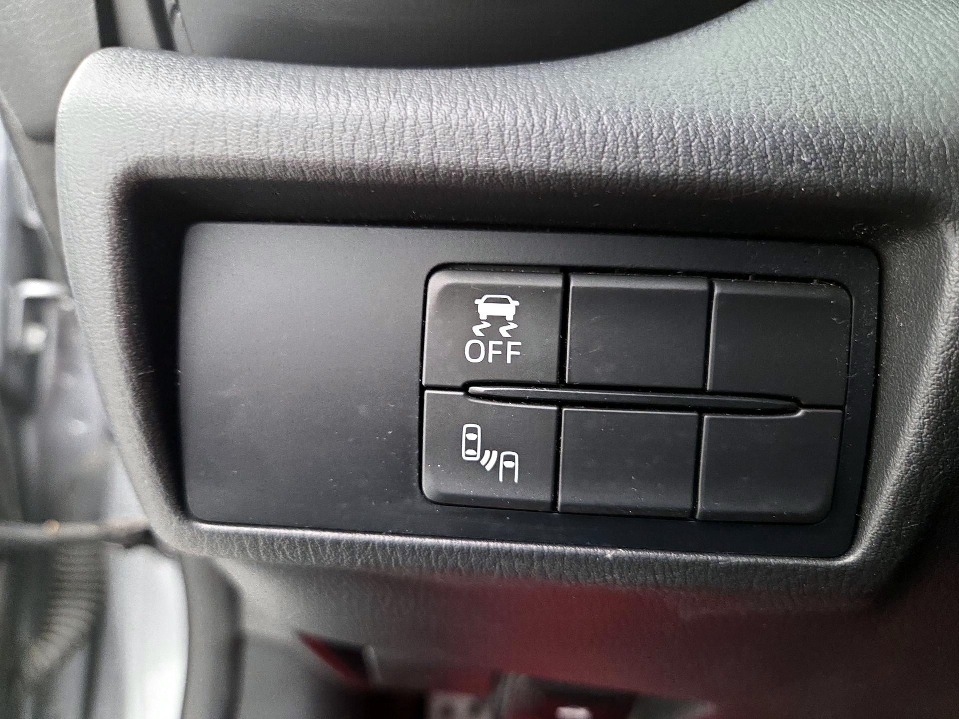 Thumbnail: 2017 Fiat 124 Spider - 13