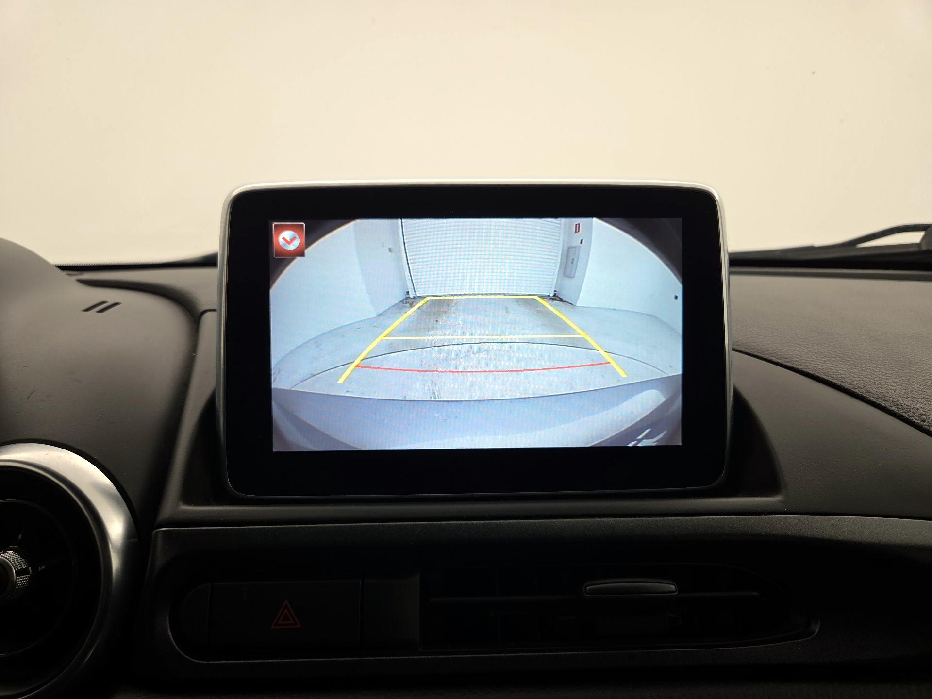 Thumbnail: 2017 Fiat 124 Spider - 15