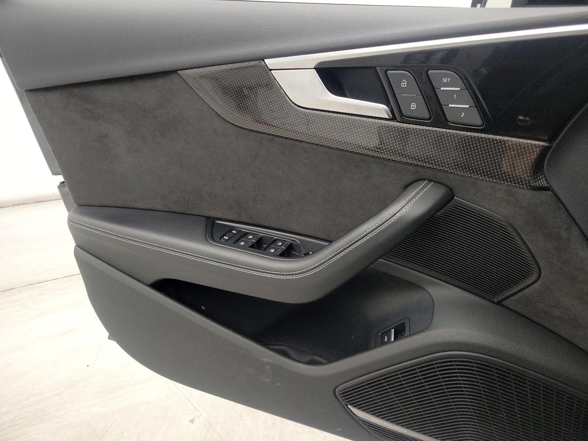 Thumbnail: 2020 Audi S4 - 12