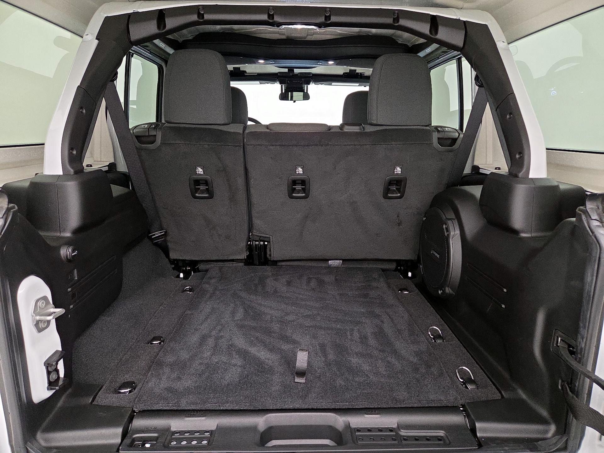 Thumbnail: 2024 Jeep Wrangler - 19