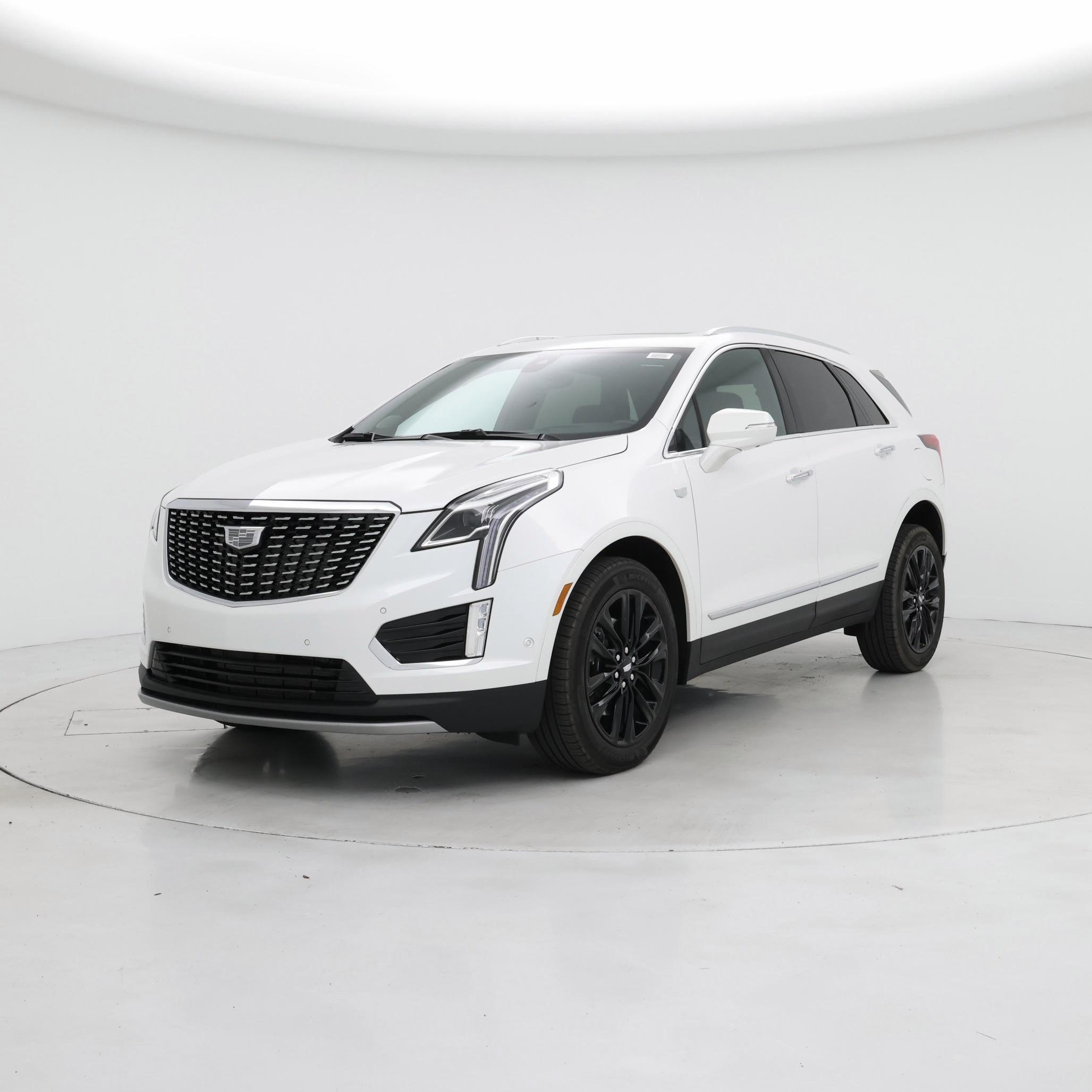 Thumbnail: 2023 Cadillac XT5 - 4