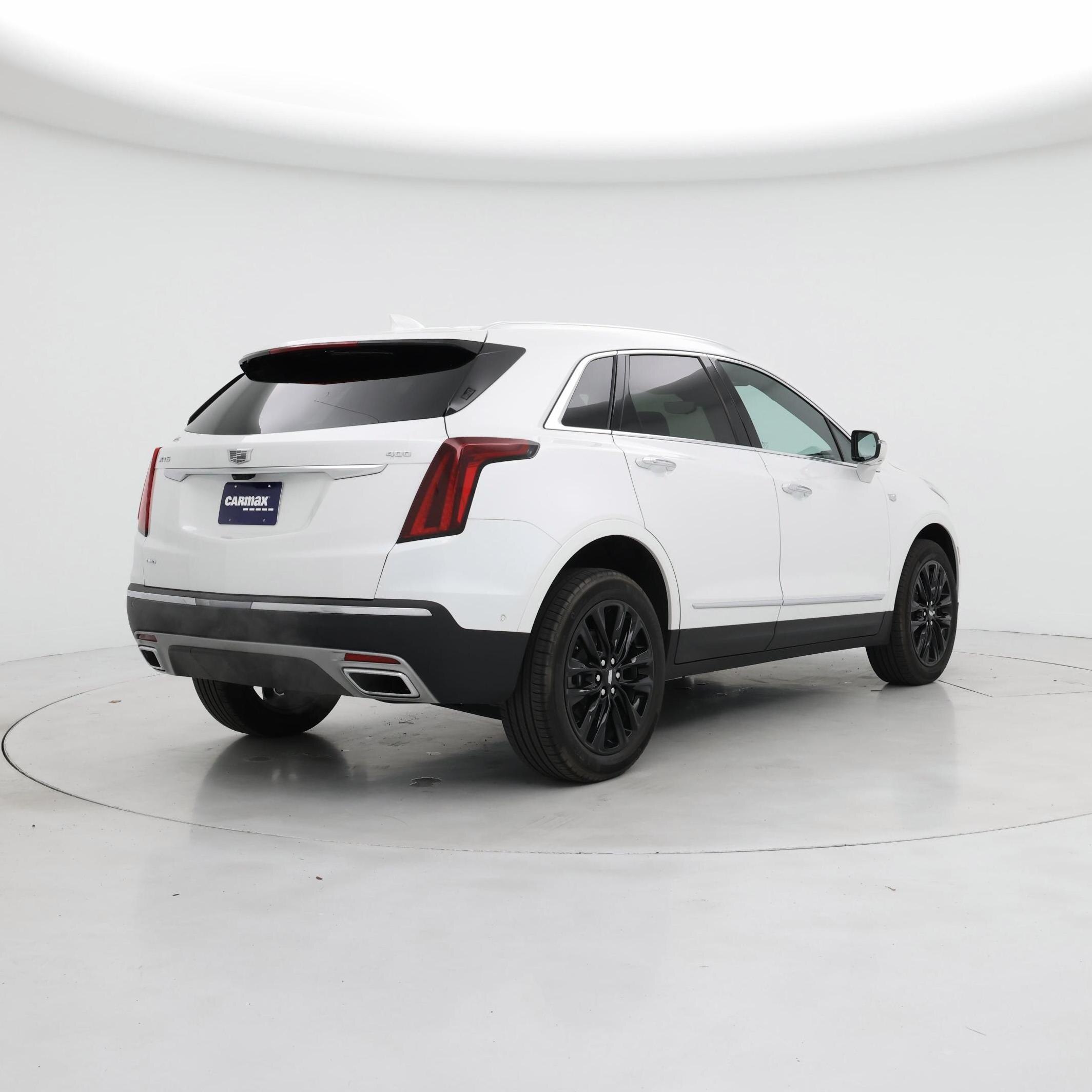 Thumbnail: 2023 Cadillac XT5 - 8