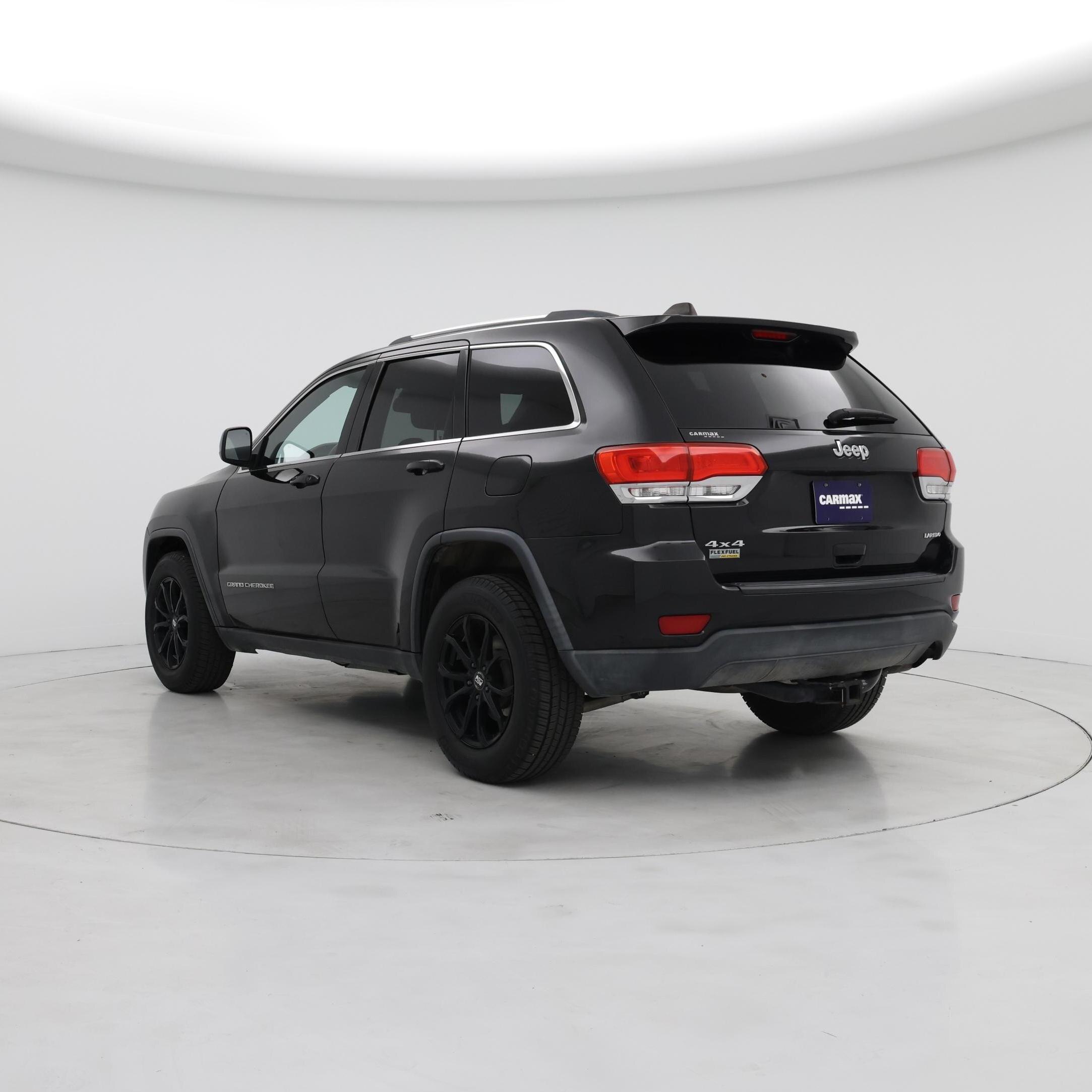 Thumbnail: 2015 Jeep Grand Cherokee - 2