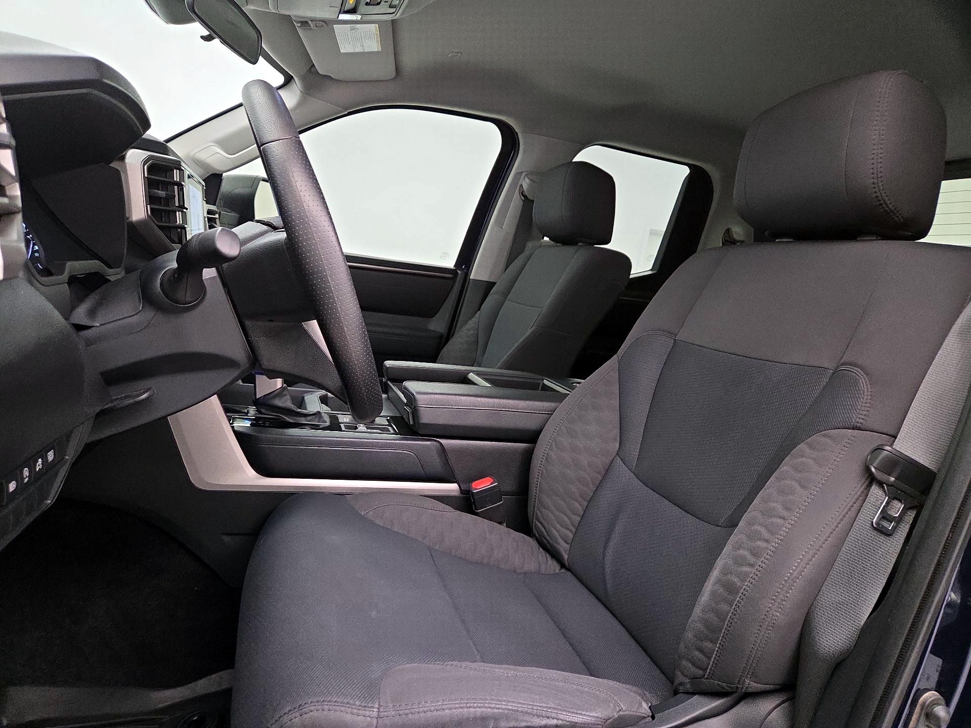 Thumbnail: 2022 Toyota Tundra - 11